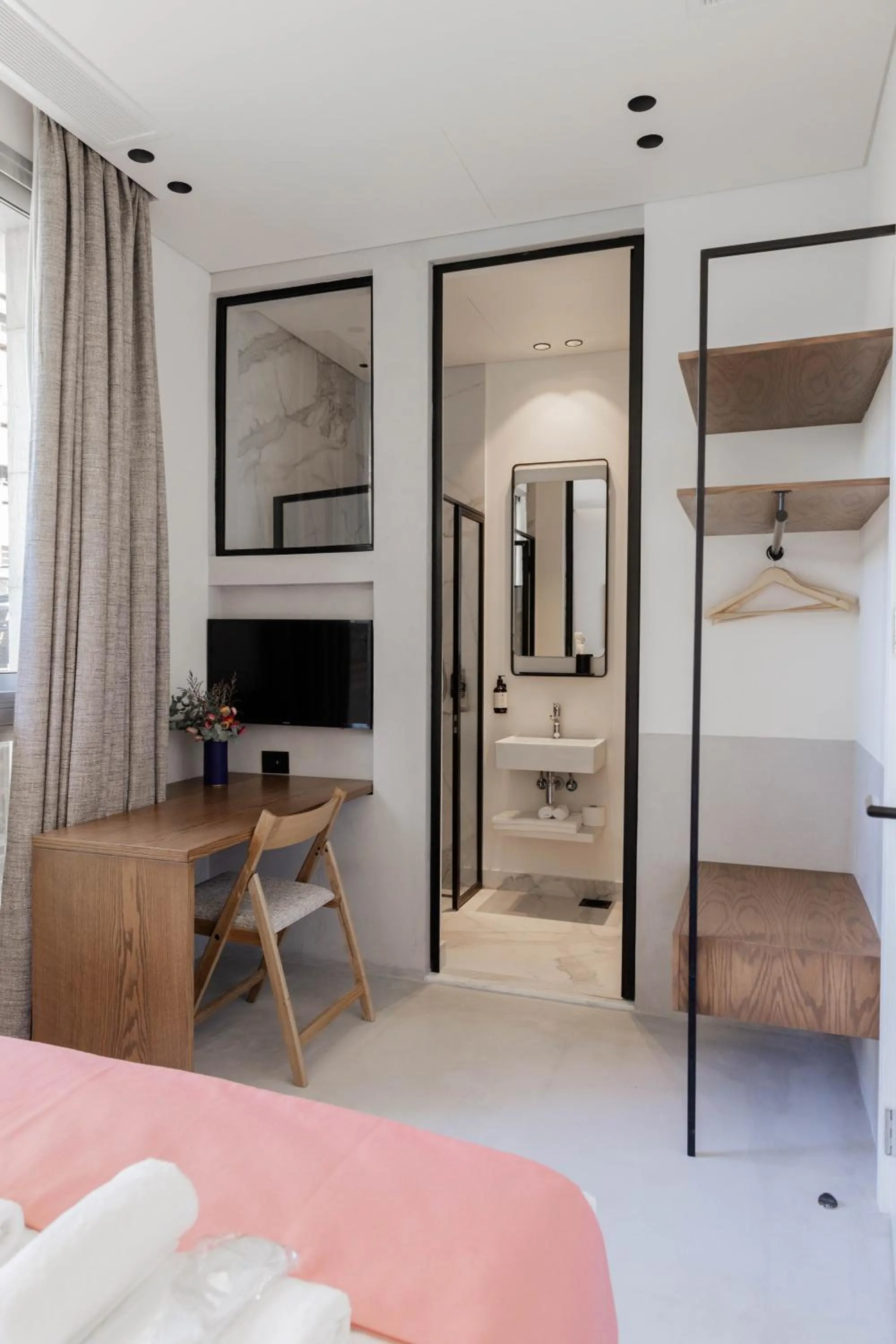 BREI Suites Beirut