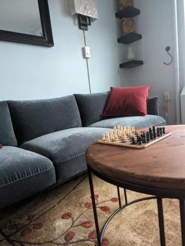 Fully renovated Manhattan gem