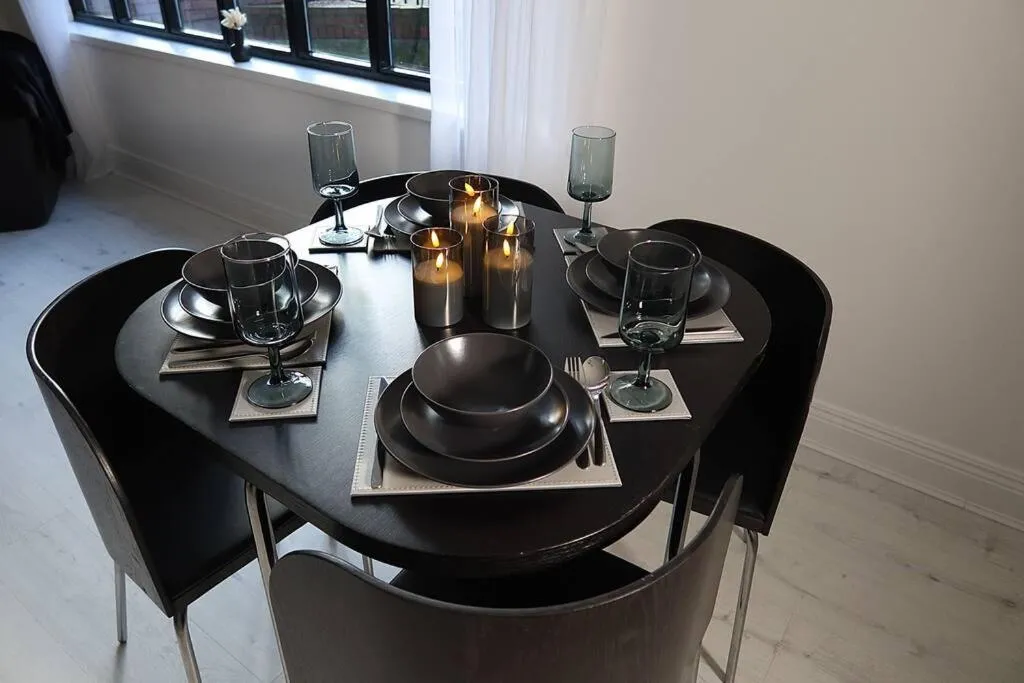 Tyne Quarters Apartment - Newcastle City Centre 3 min walk from Central Train Station