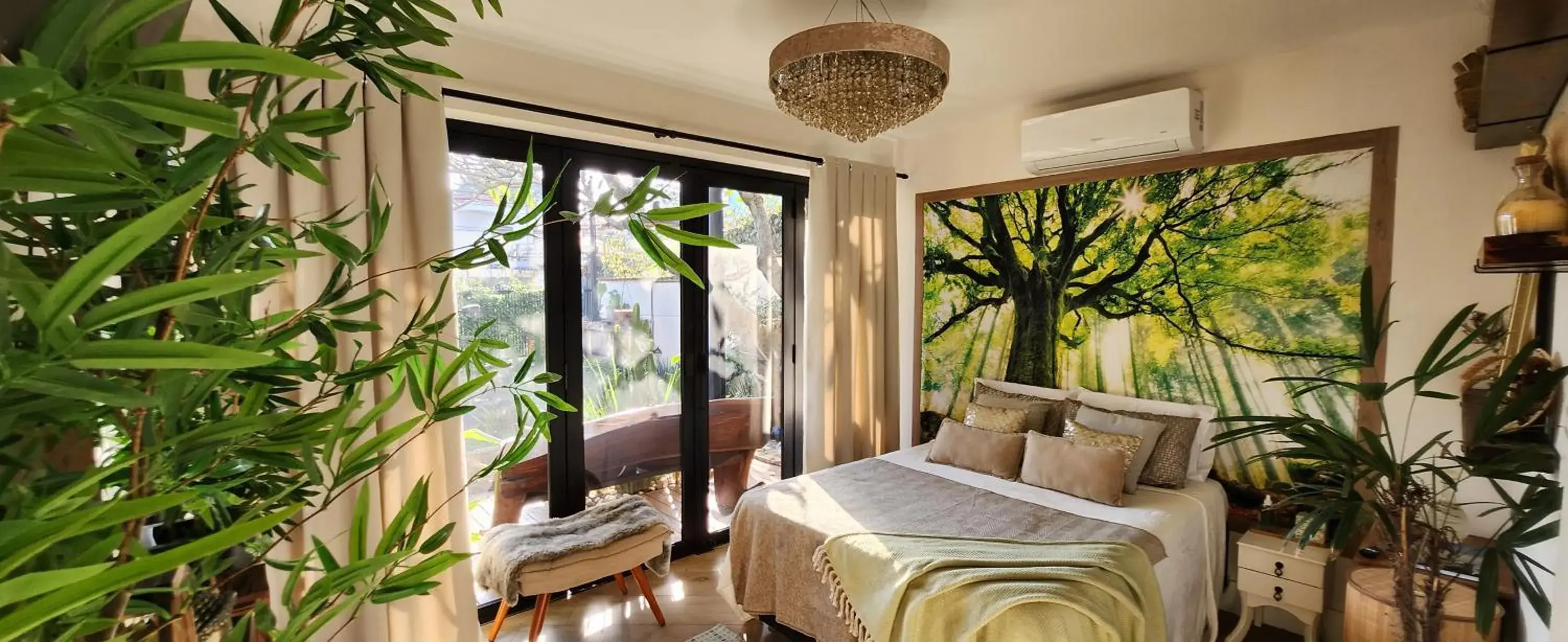 Deluxe Double Room with Balcony - single occupancy in Pousada Chalé Poder das Pedras Deluxe Double Room with Balcony - single occupancy in Pousada Chalé Poder das Pedras