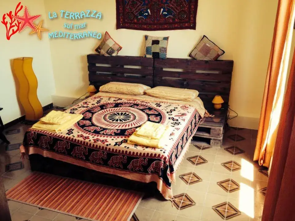 Double Room with Sea View with internal bathroom in La Terrazza Sul Mar Mediterraneo Double Room with Sea View with internal bathroom in La Terrazza Sul Mar Mediterraneo