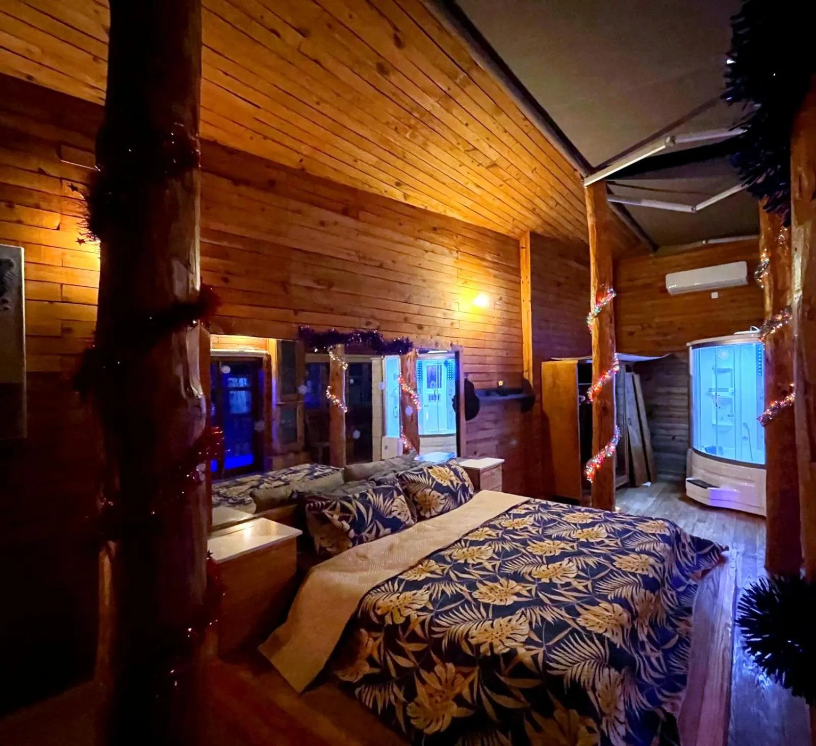 Spa and wellness centre/facilities, Bed in La Hacienda Cyprus