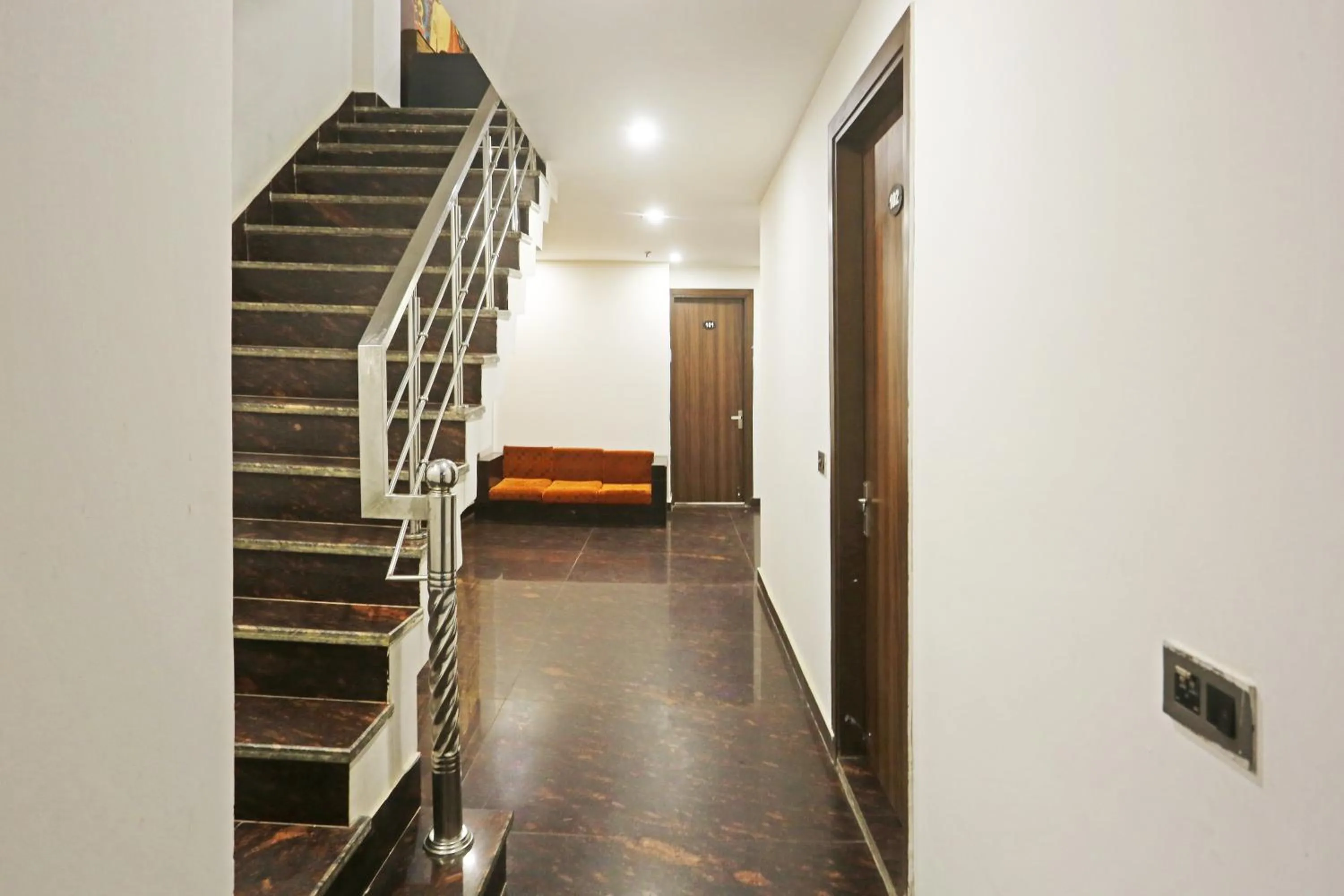 Hotel ECG Grand Inn-Near Delhi Airport free Airport Drop