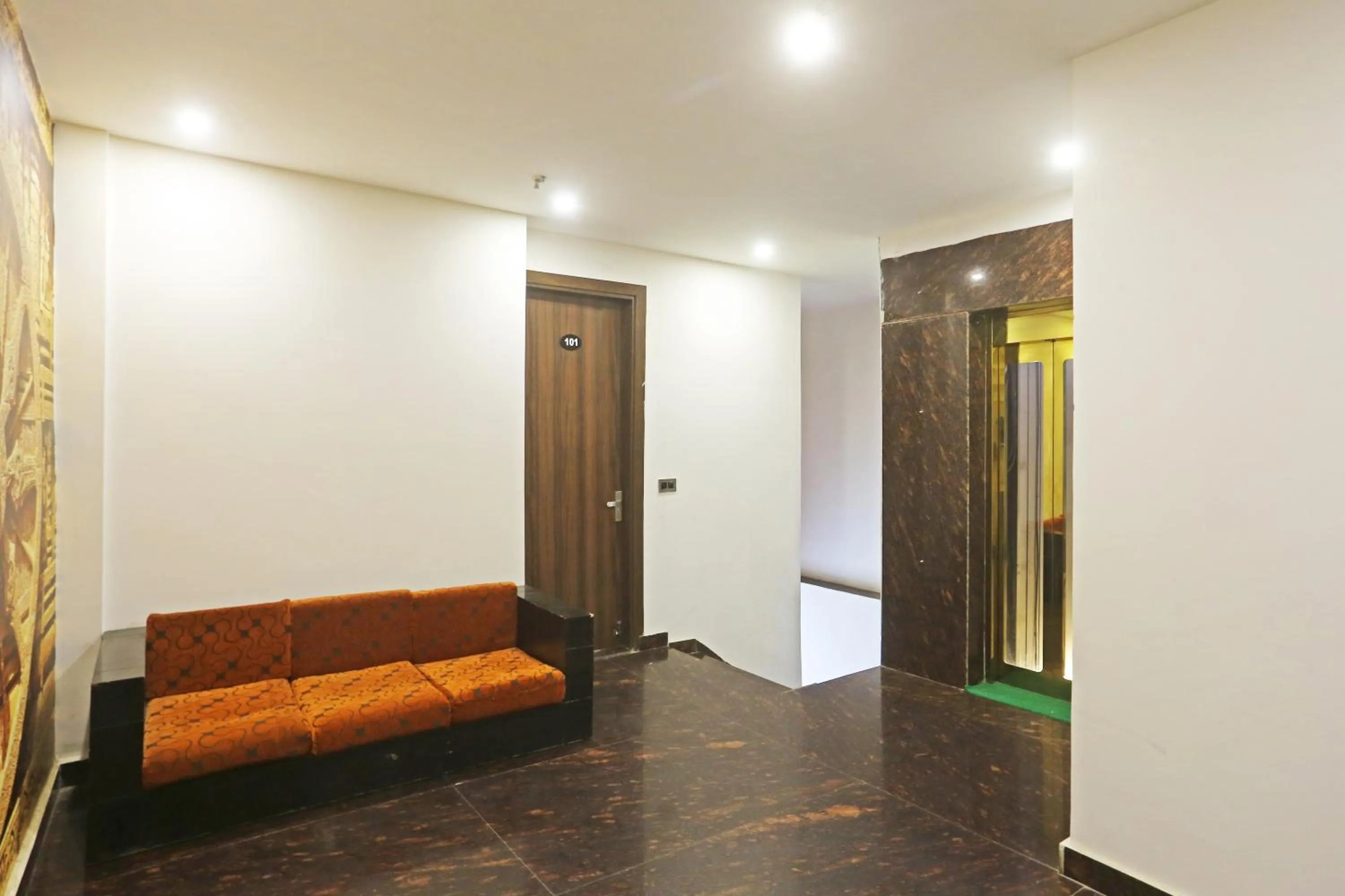 Seating area in Hotel ECG Grand Inn-Near Delhi Airport free Airport Drop