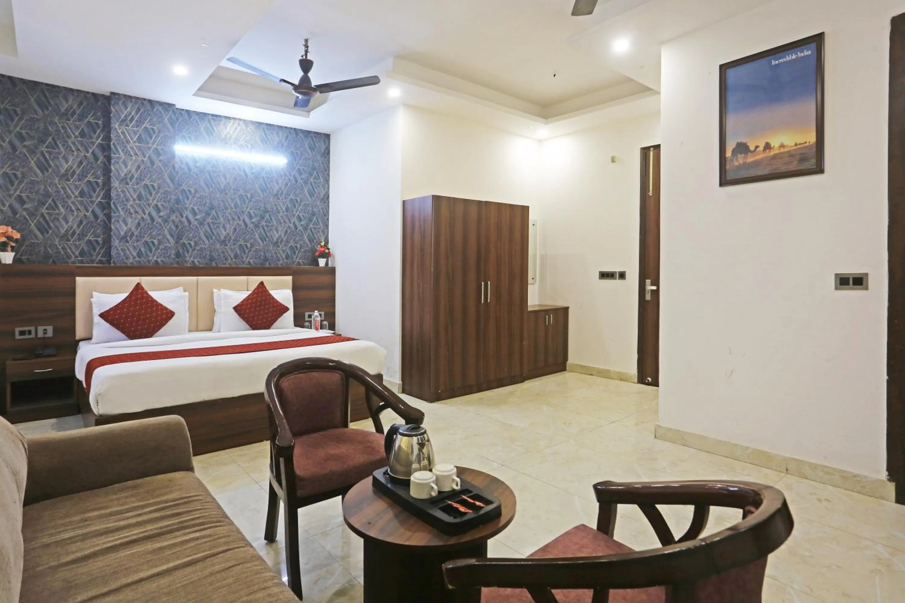 Bed in Hotel ECG Grand Inn-Near Delhi Airport free Airport Drop