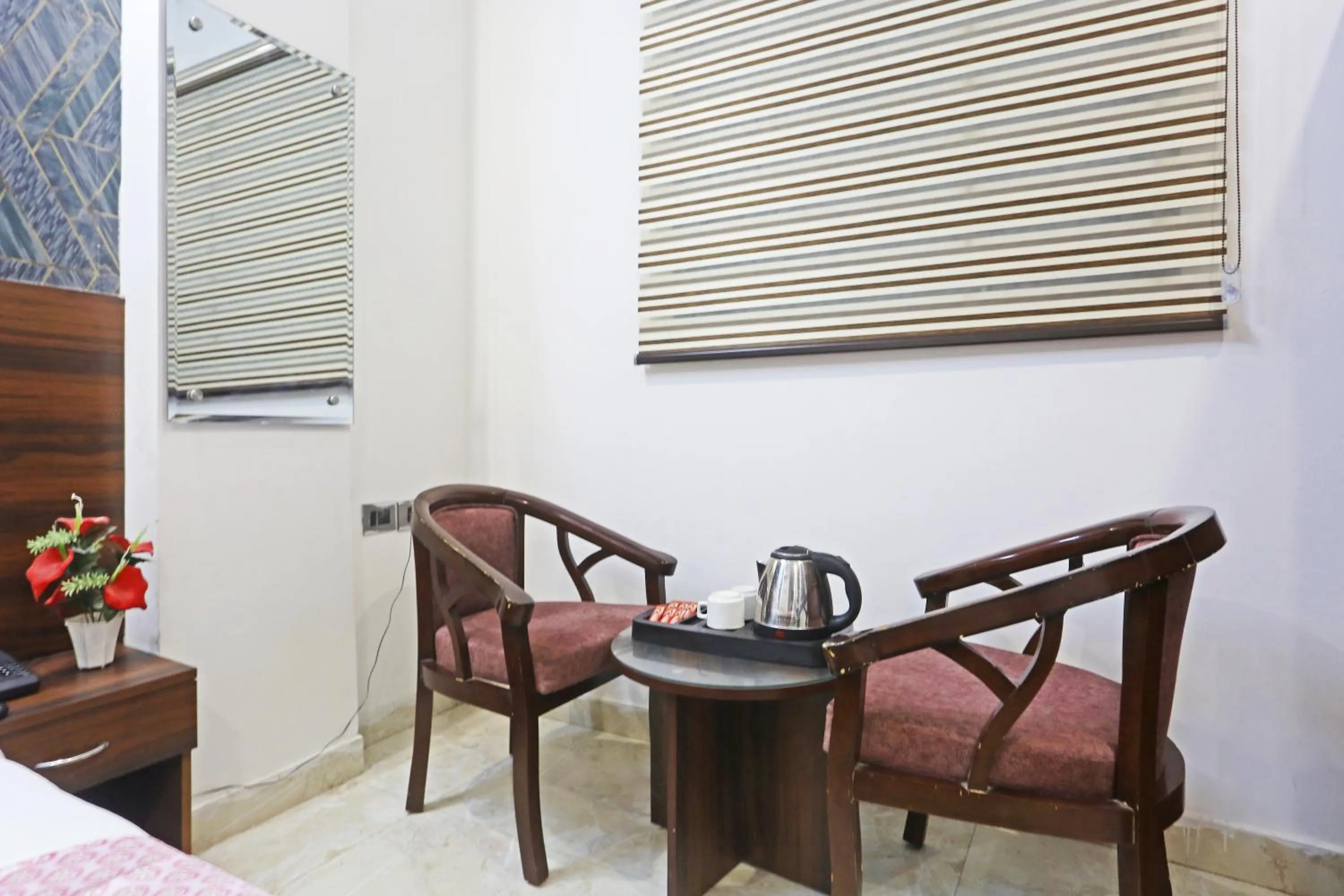 Hotel ECG Grand Inn-Near Delhi Airport free Airport Drop