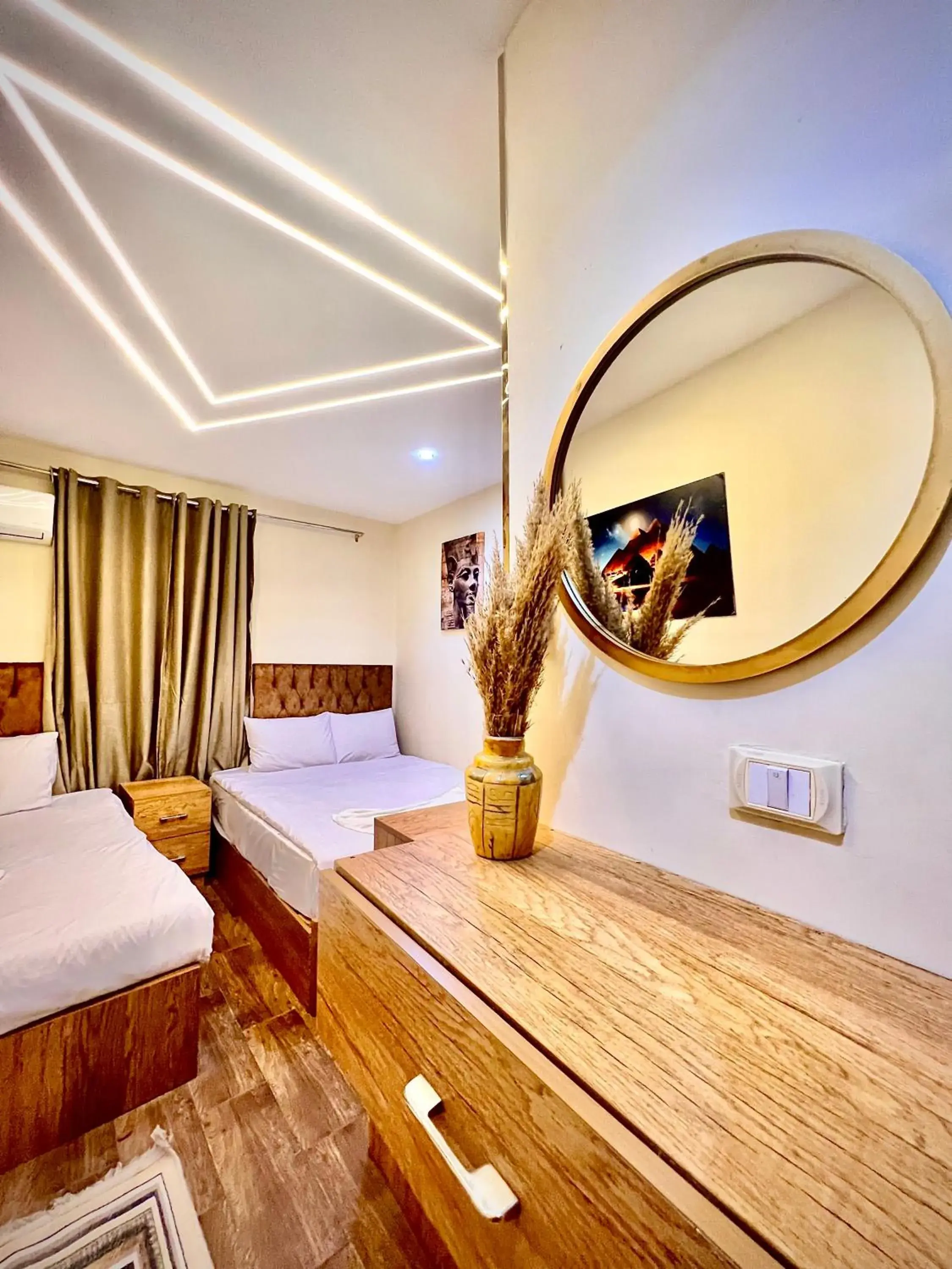 Deluxe Double Room with Two Double Beds in Farsha Pyramids Inn Deluxe Double Room with Two Double Beds in Farsha Pyramids Inn