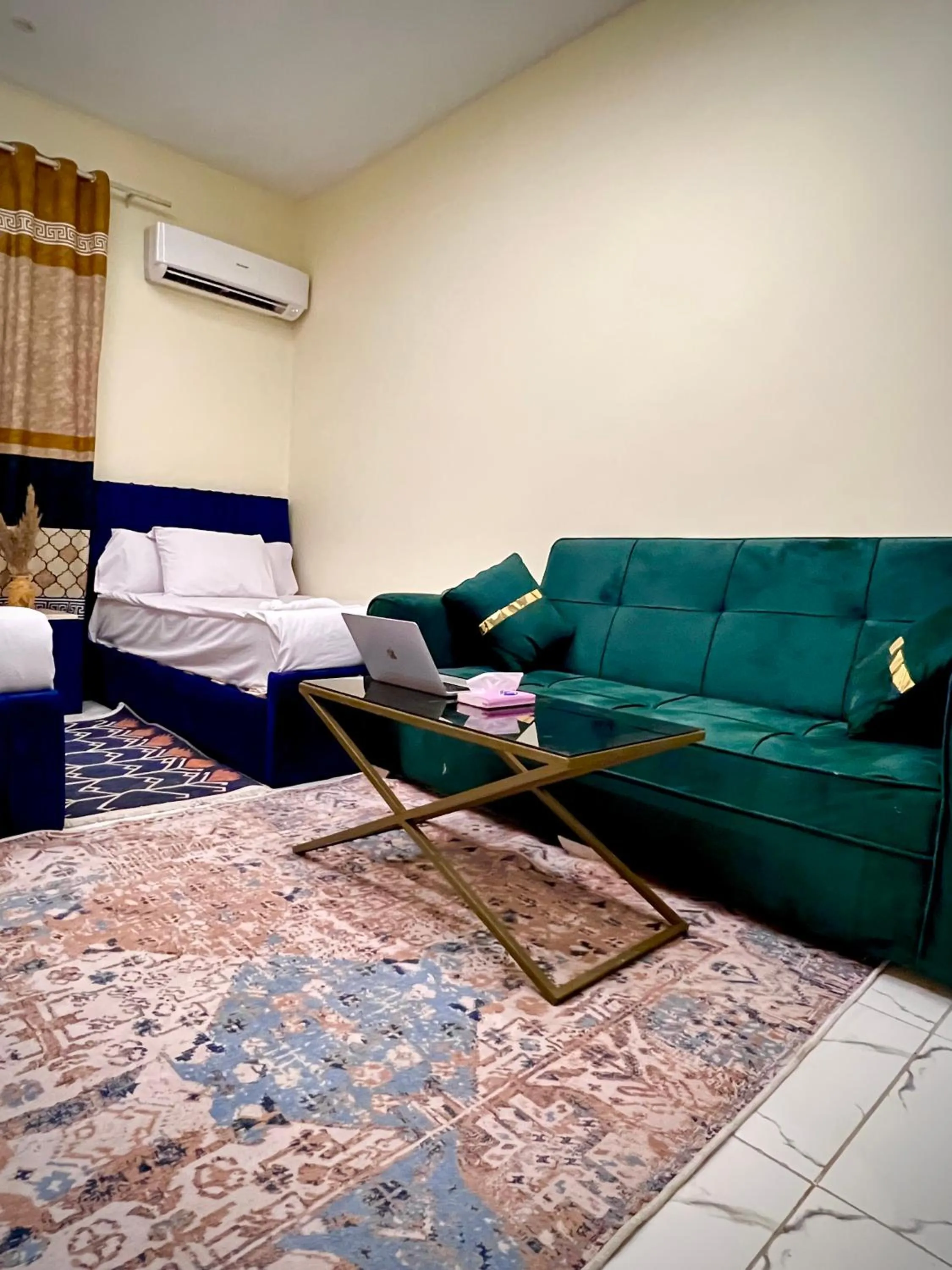 Bed in Farsha Pyramids Inn