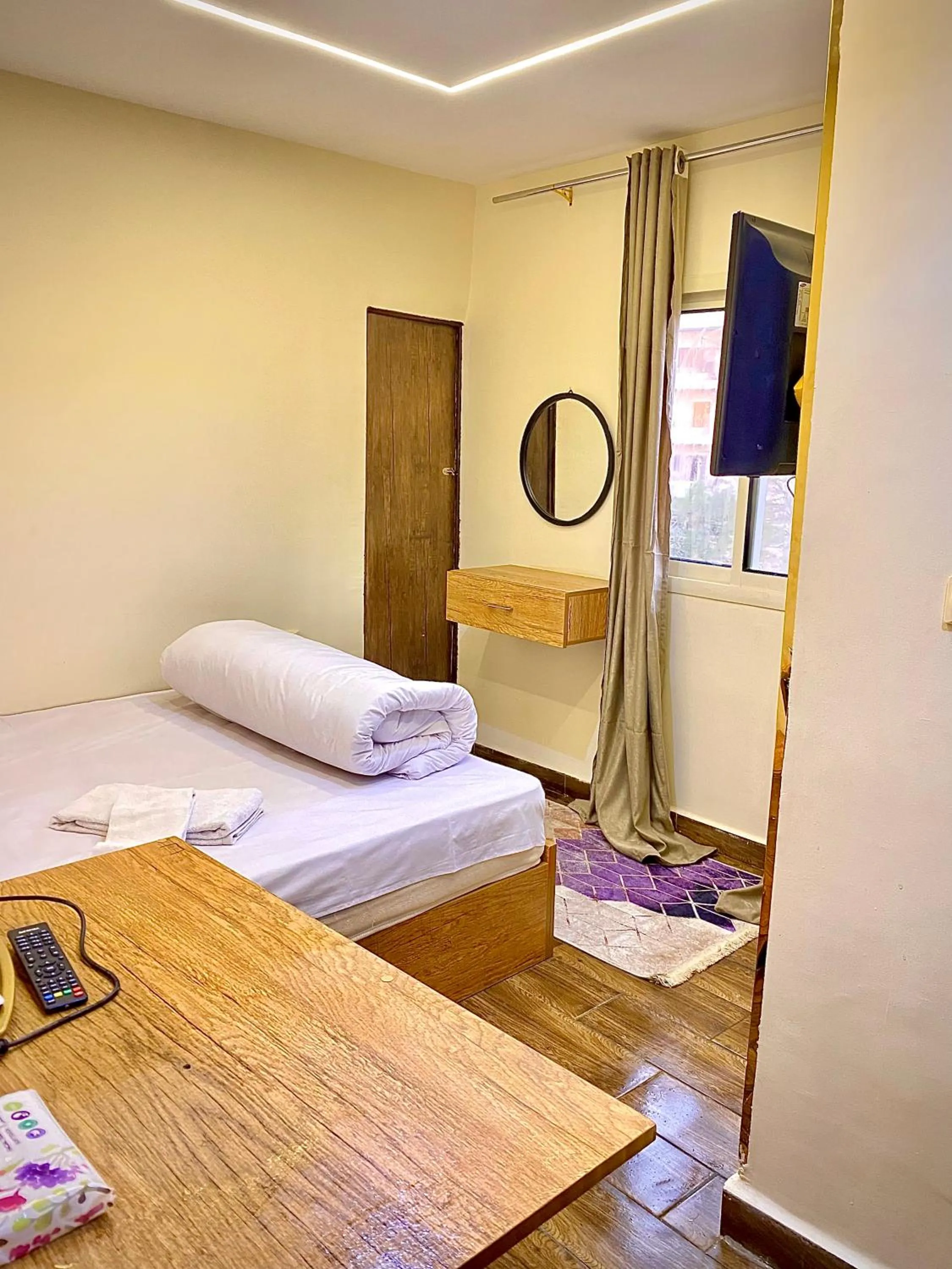 Bed in Farsha Pyramids Inn