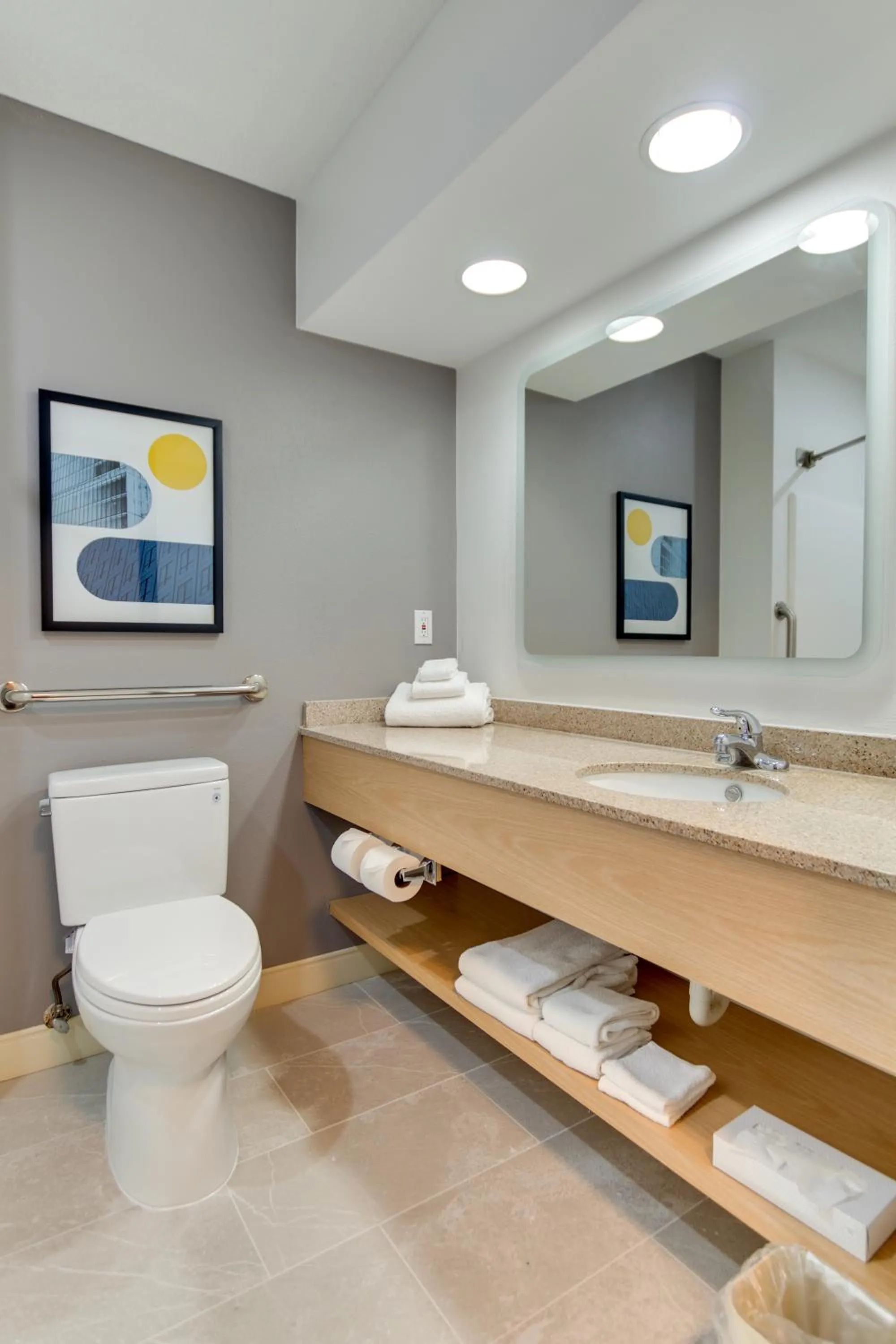 Bathroom in Hotel Bemidji