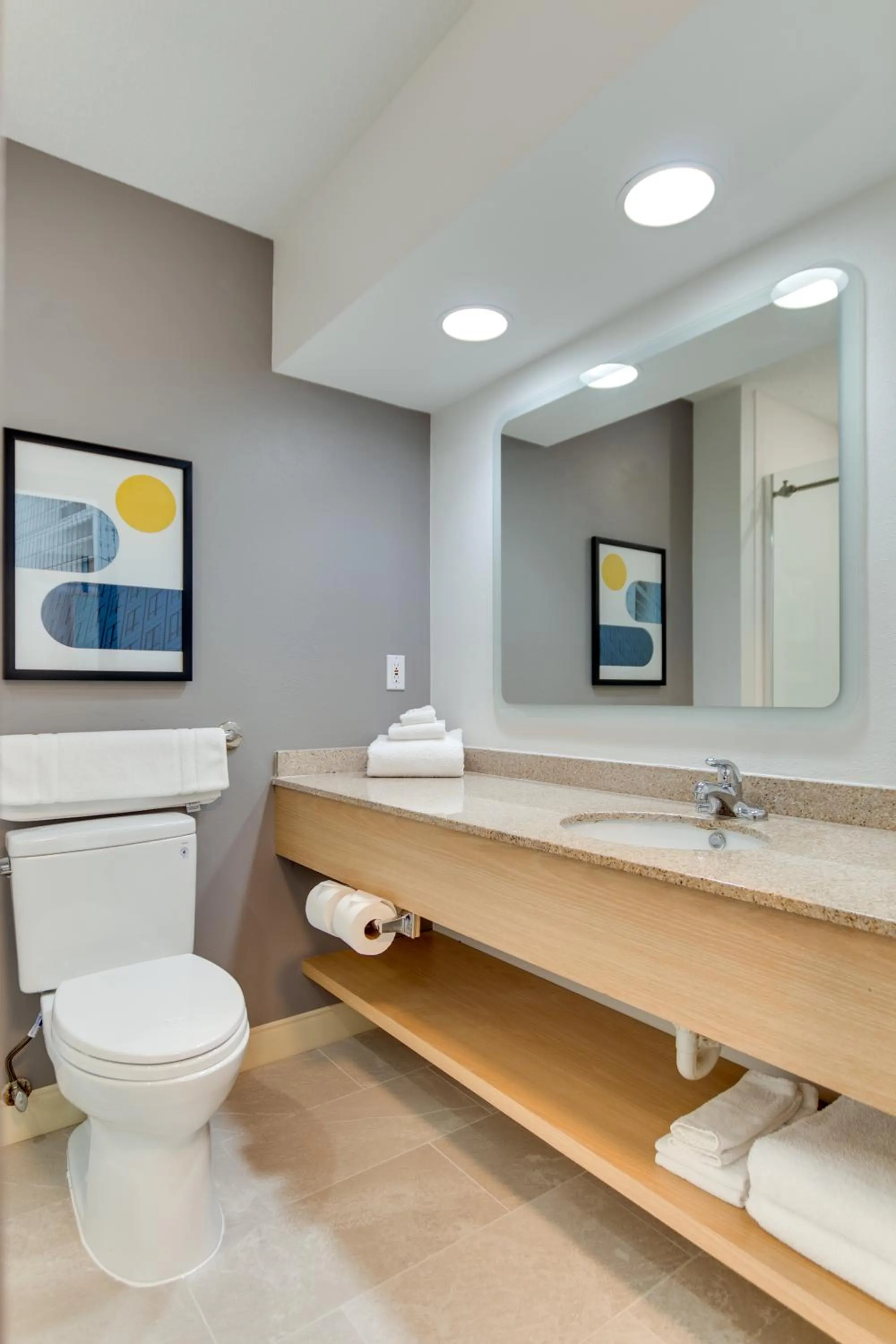 Bathroom in Hotel Bemidji