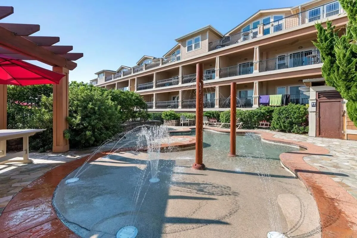 Swimming pool in Salty Shenanigans