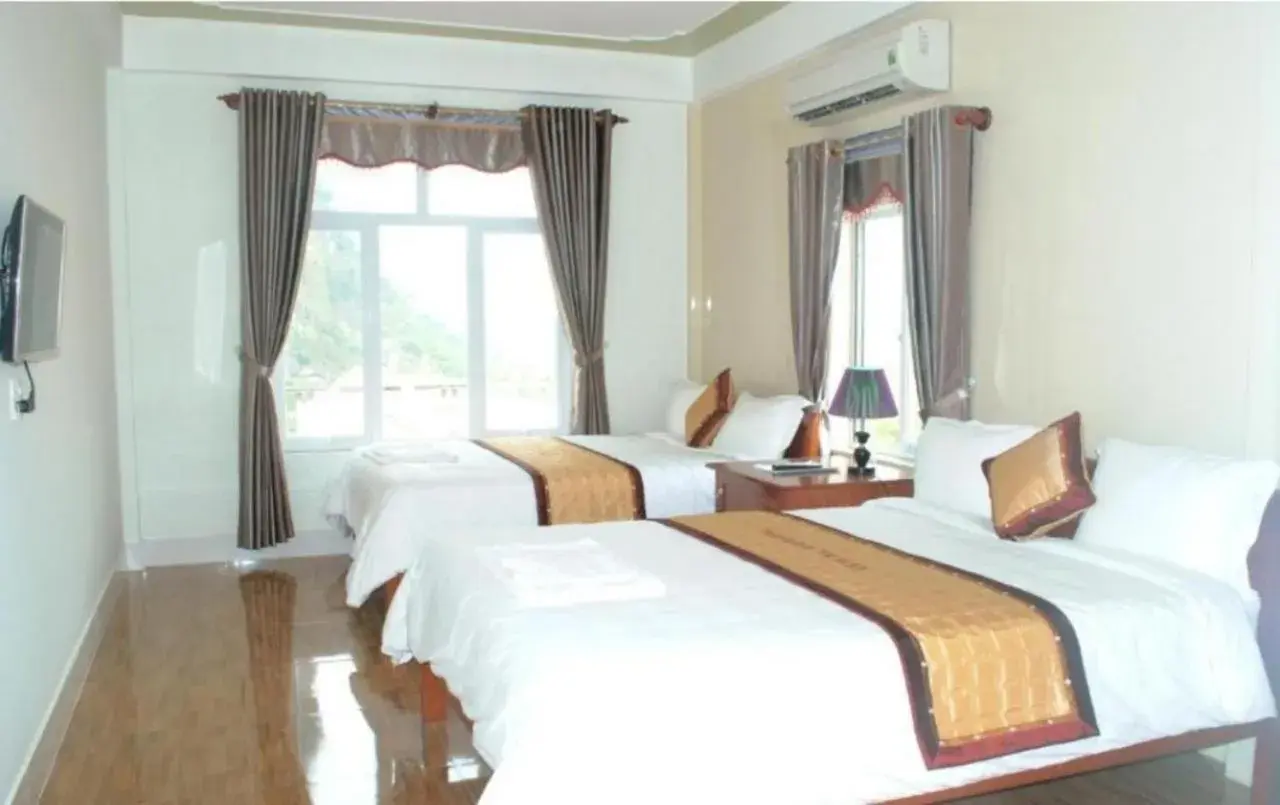 Paradise Hotel Paradise Hotel