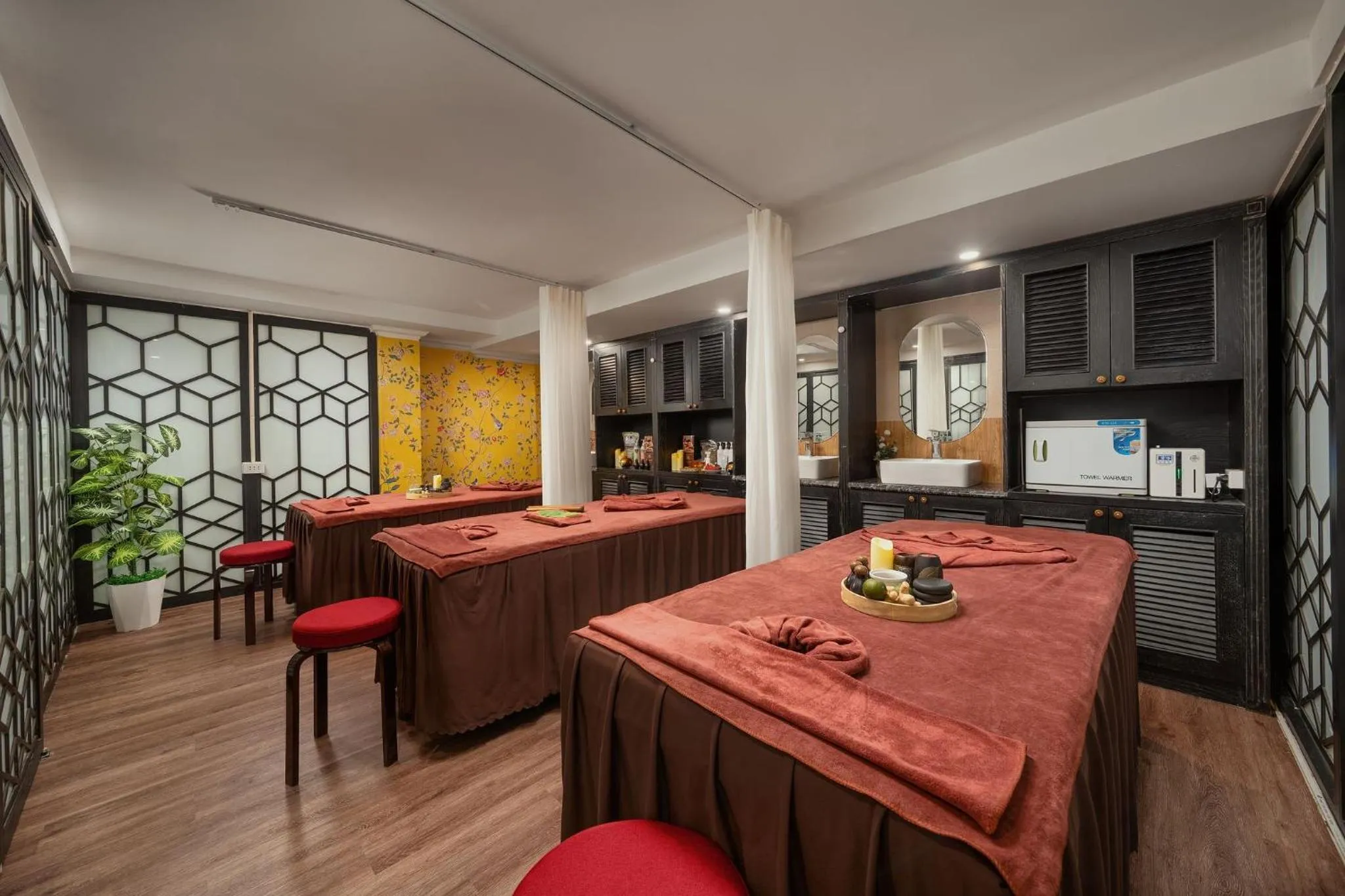 Massage in Amara Hanoi Hotel and Spa