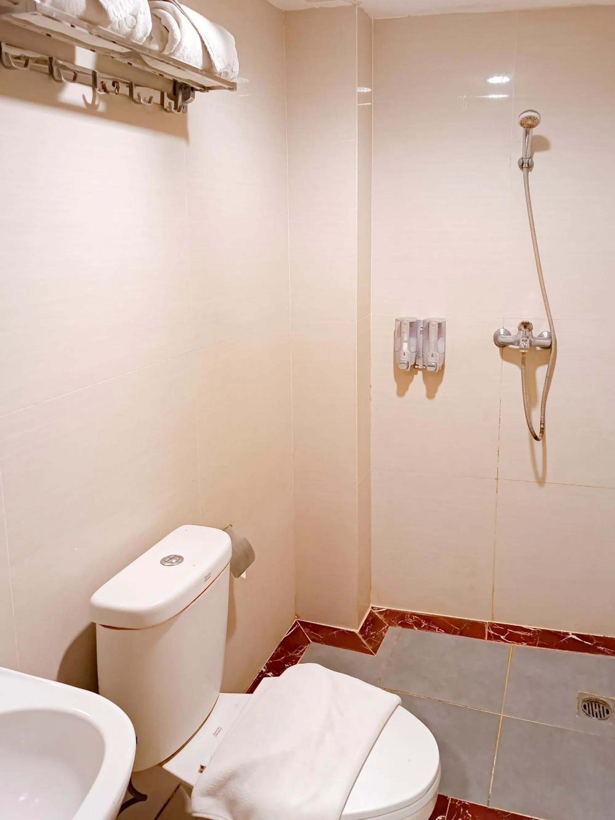 Bathroom in Portola Arabia Hotel Banda Aceh