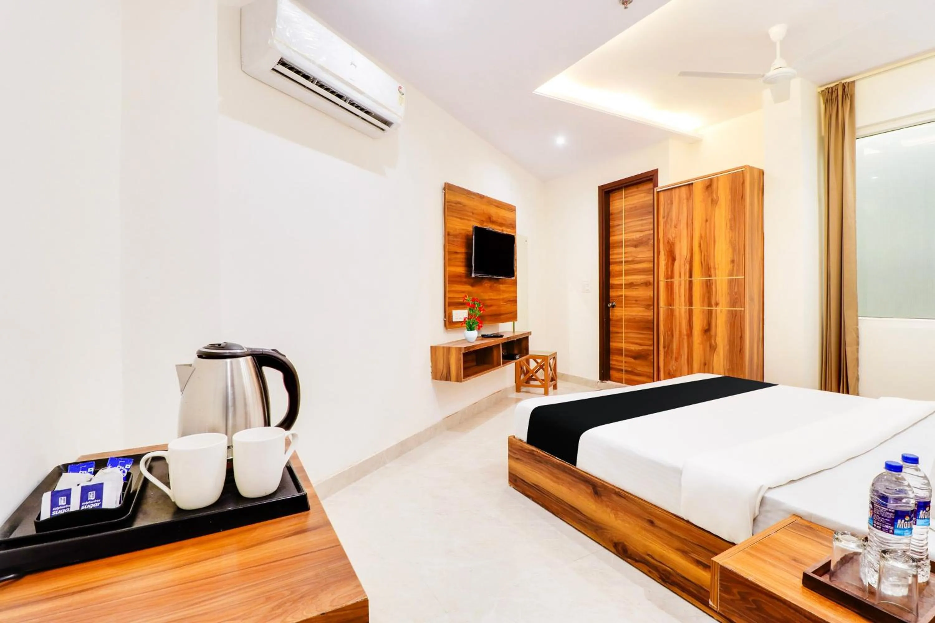 Bedroom, Bed in Super Collection O Kanwali Road Near Railway Station