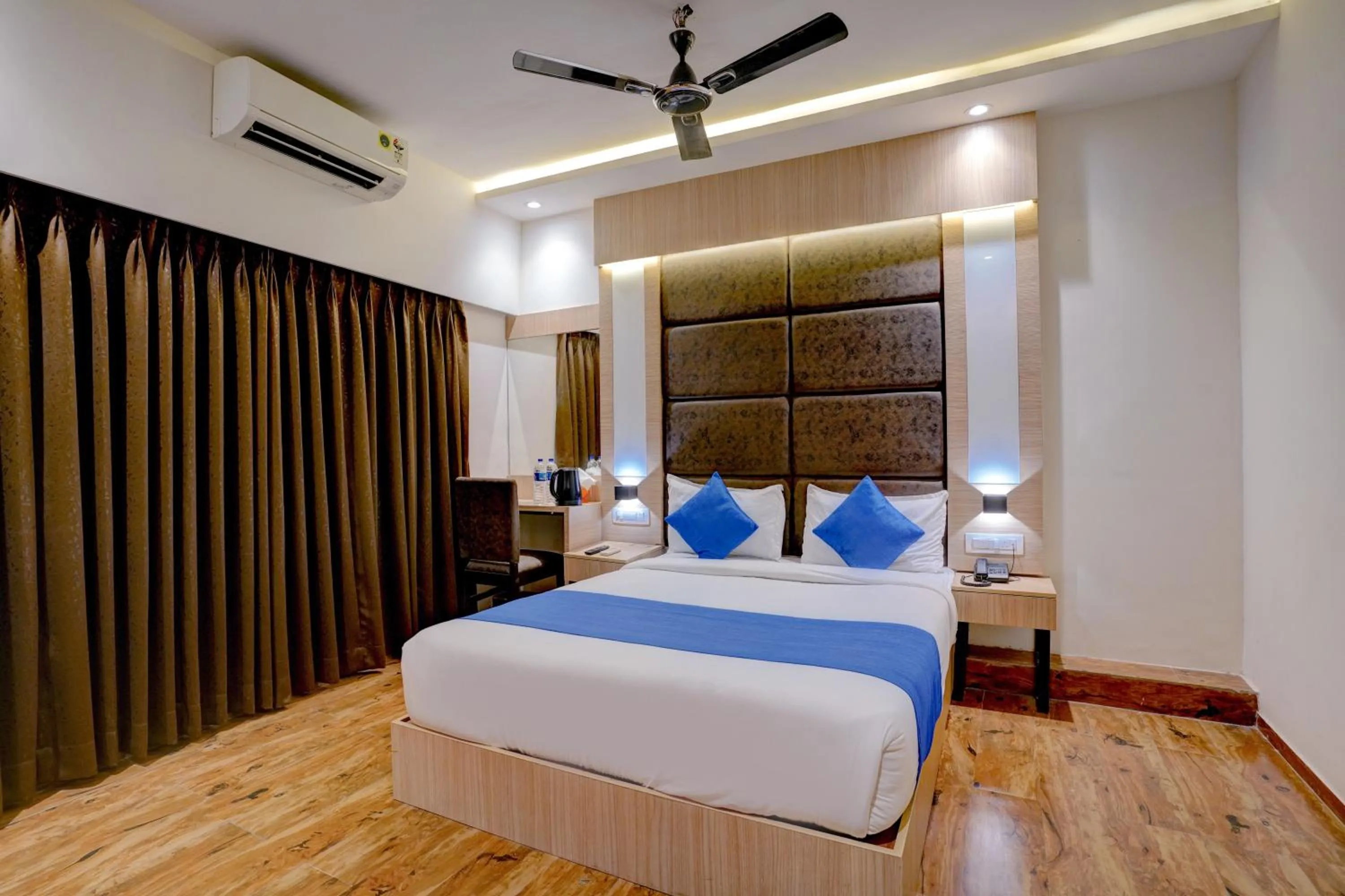 Bed in Hotel Gorrion