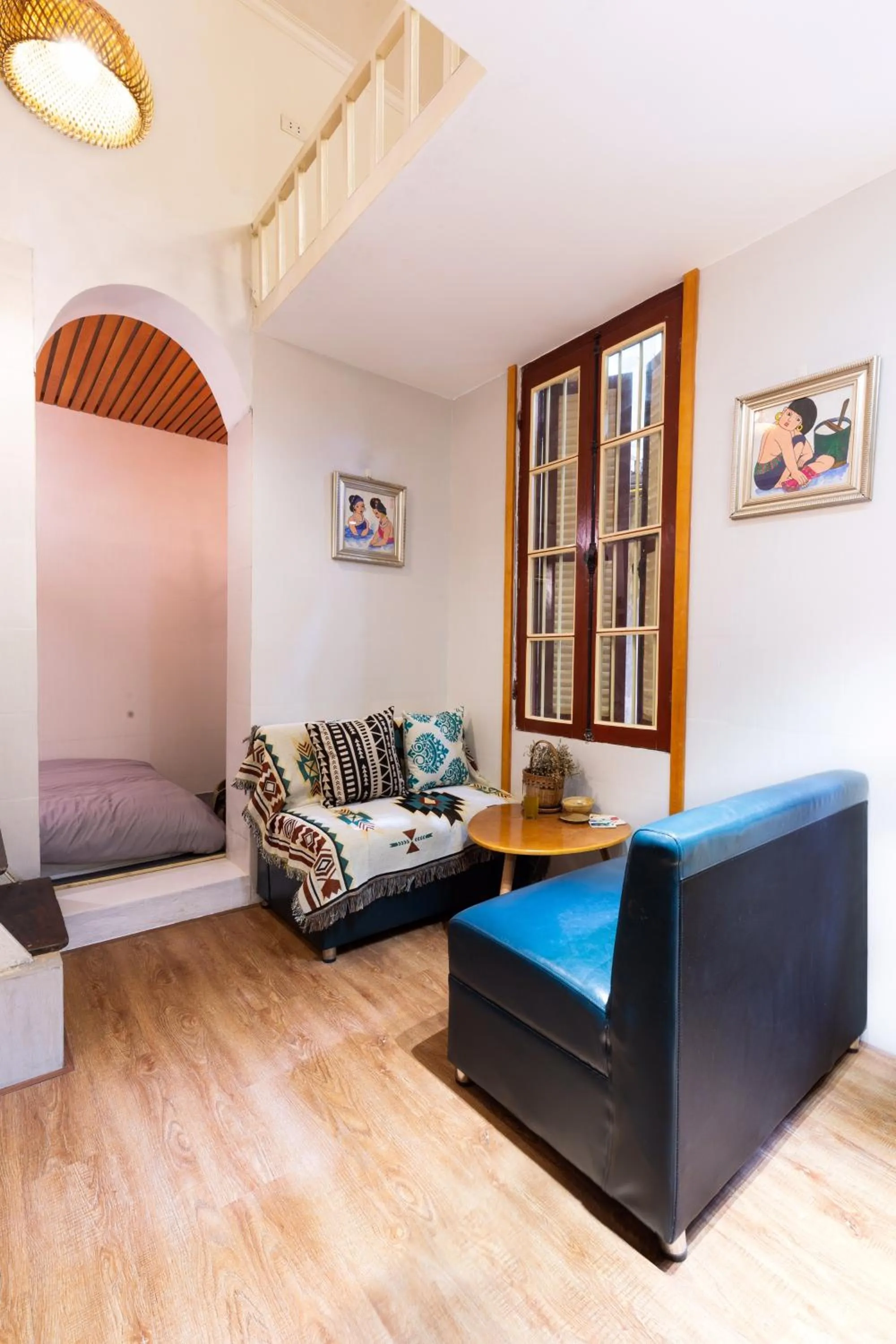 Communal lounge/ TV room in Laca Homestay