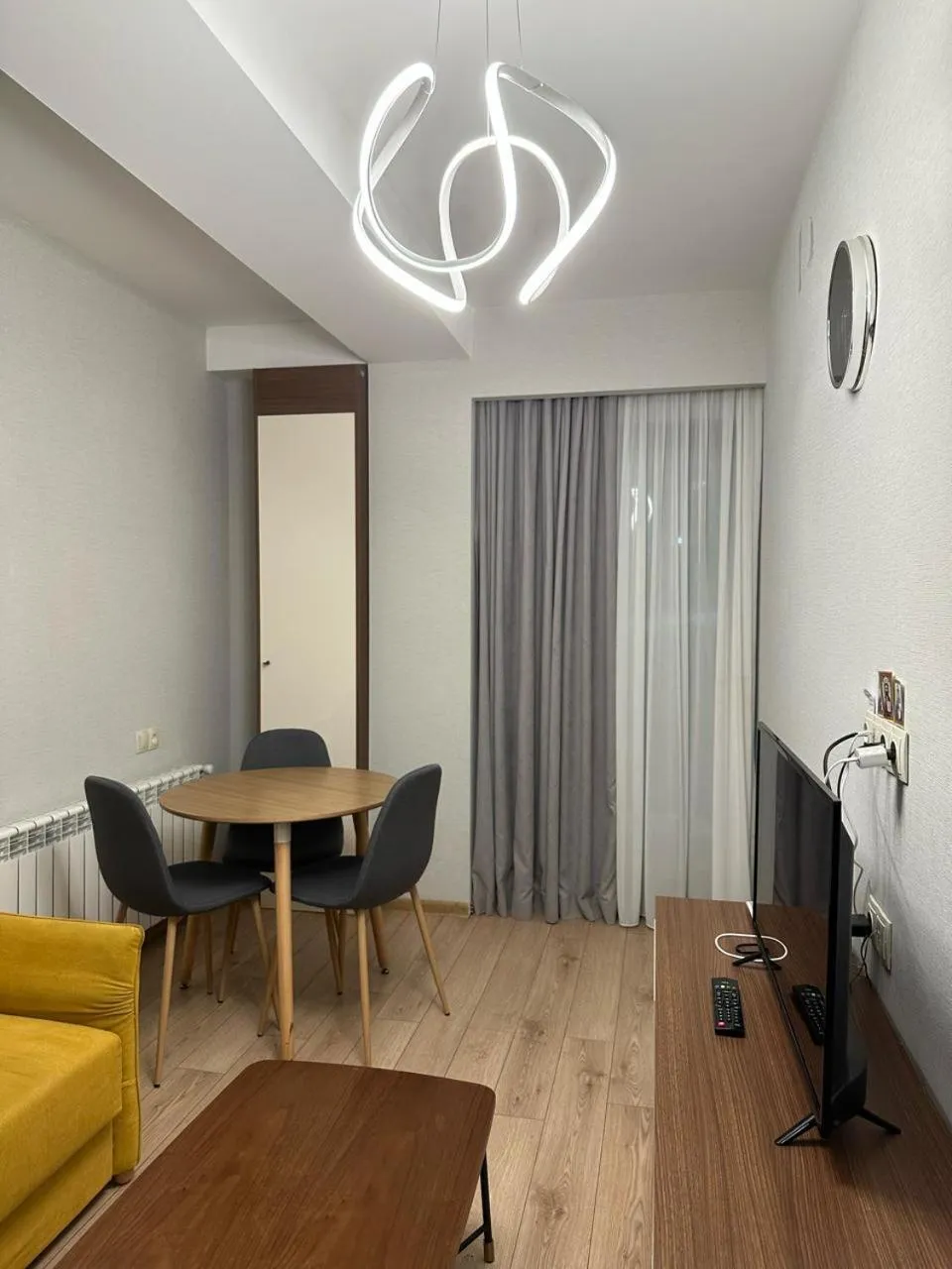 Crystal Residence apartment