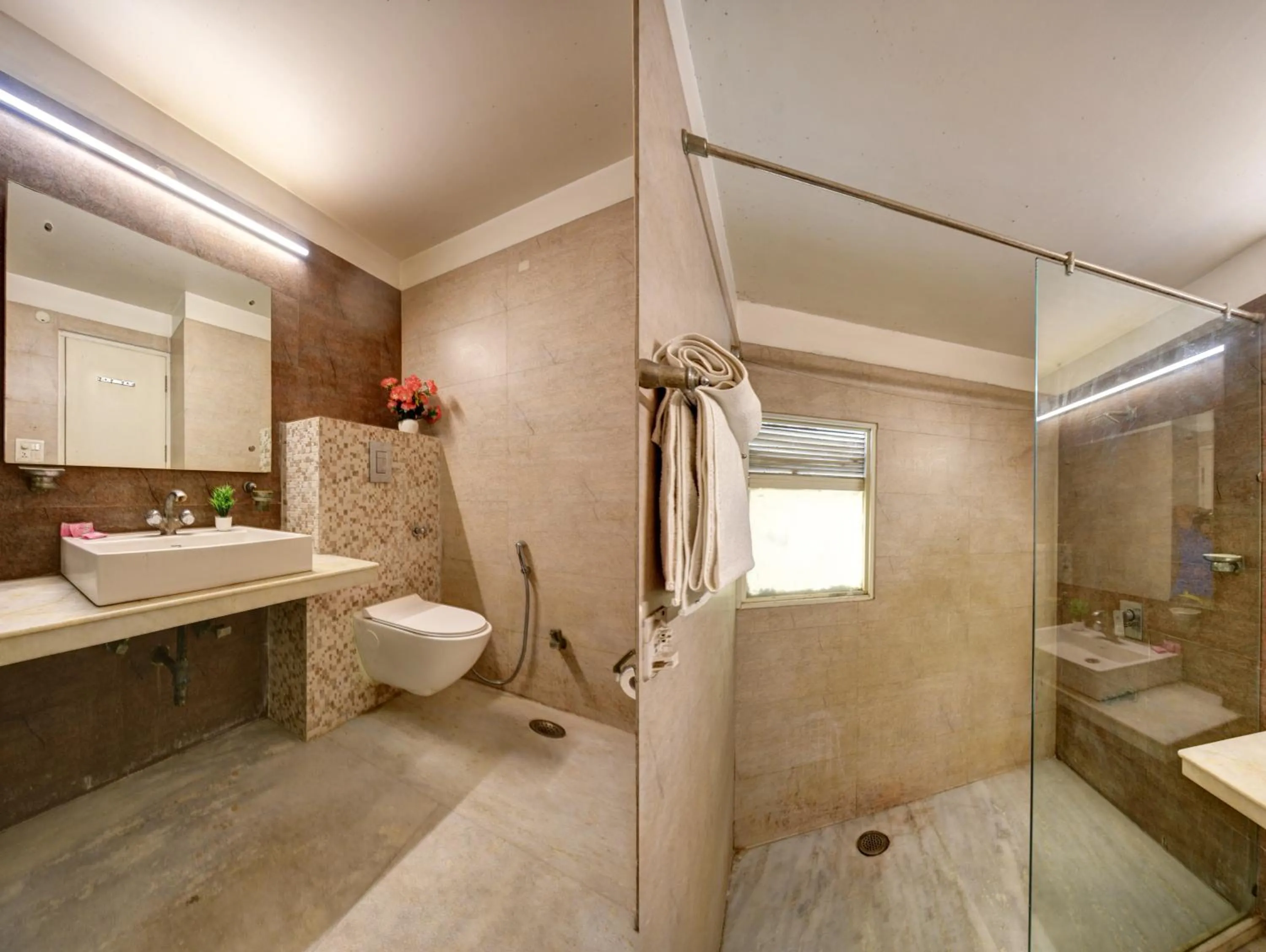 Bathroom in Sweet Home Lodge