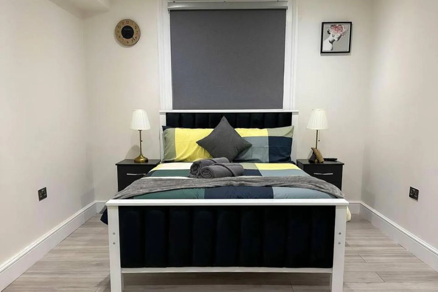 Studio - Sleeps 2 - Short Walk to Station