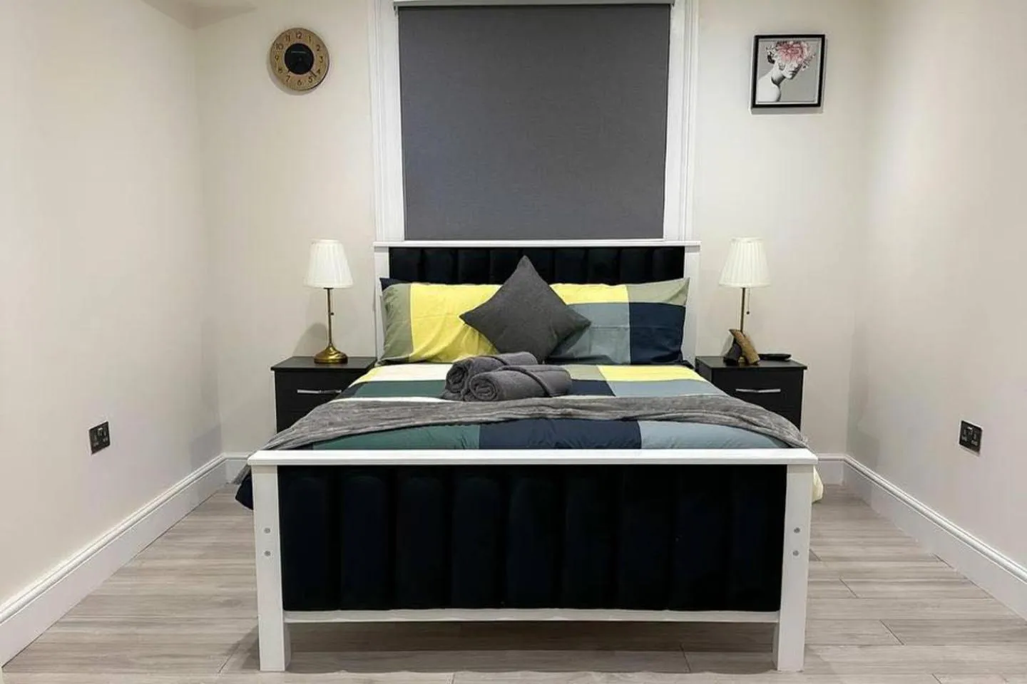 Studio - Sleeps 2 - Short Walk to Station