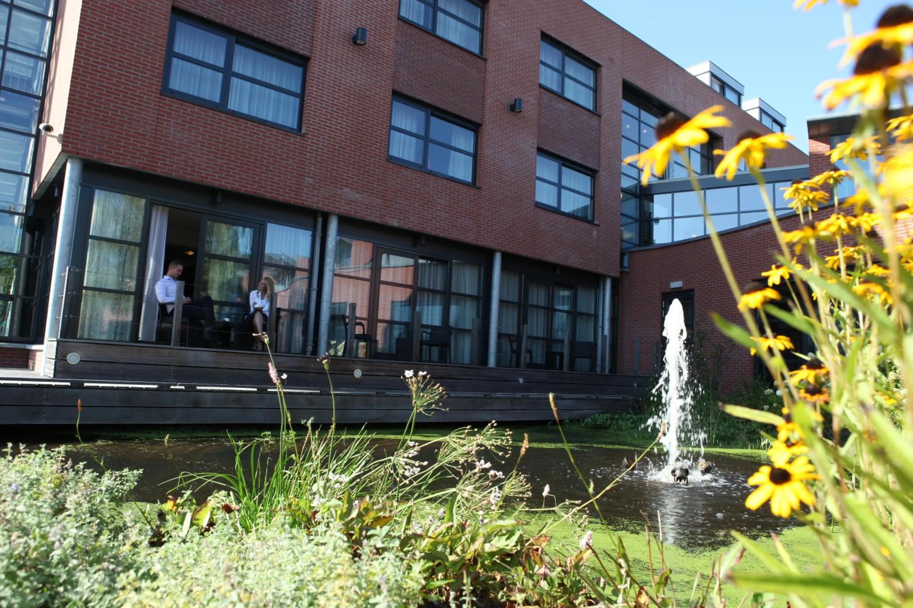 Facade/entrance in Hotel Mijdrecht Marickenland