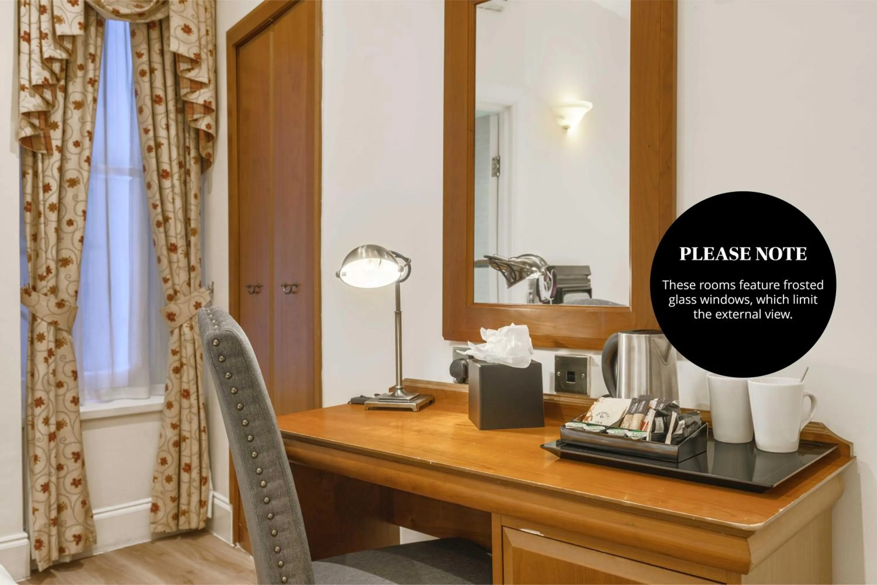 Bedroom in Old Waverley Hotel