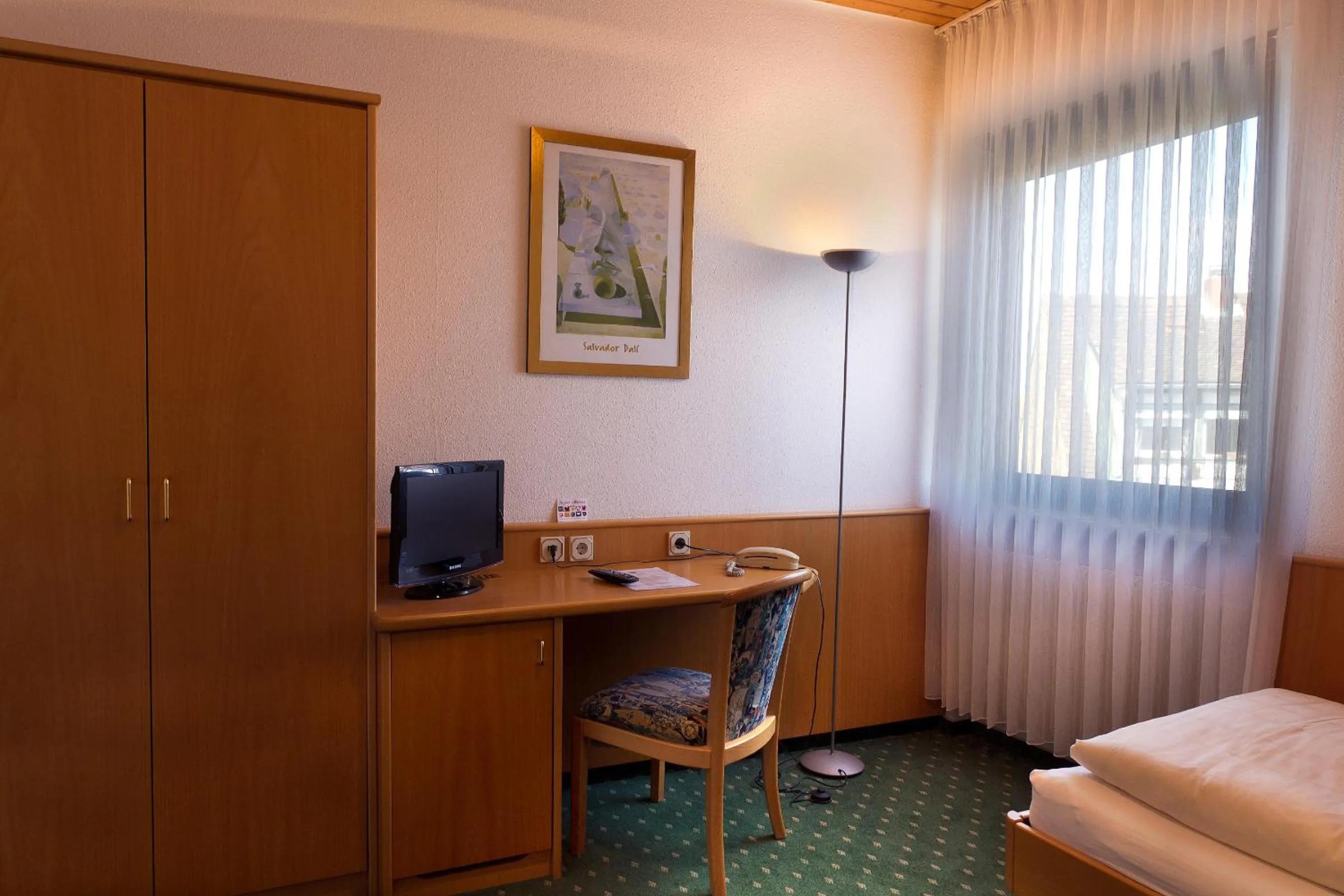 room service in Hotel Deutsches Haus
