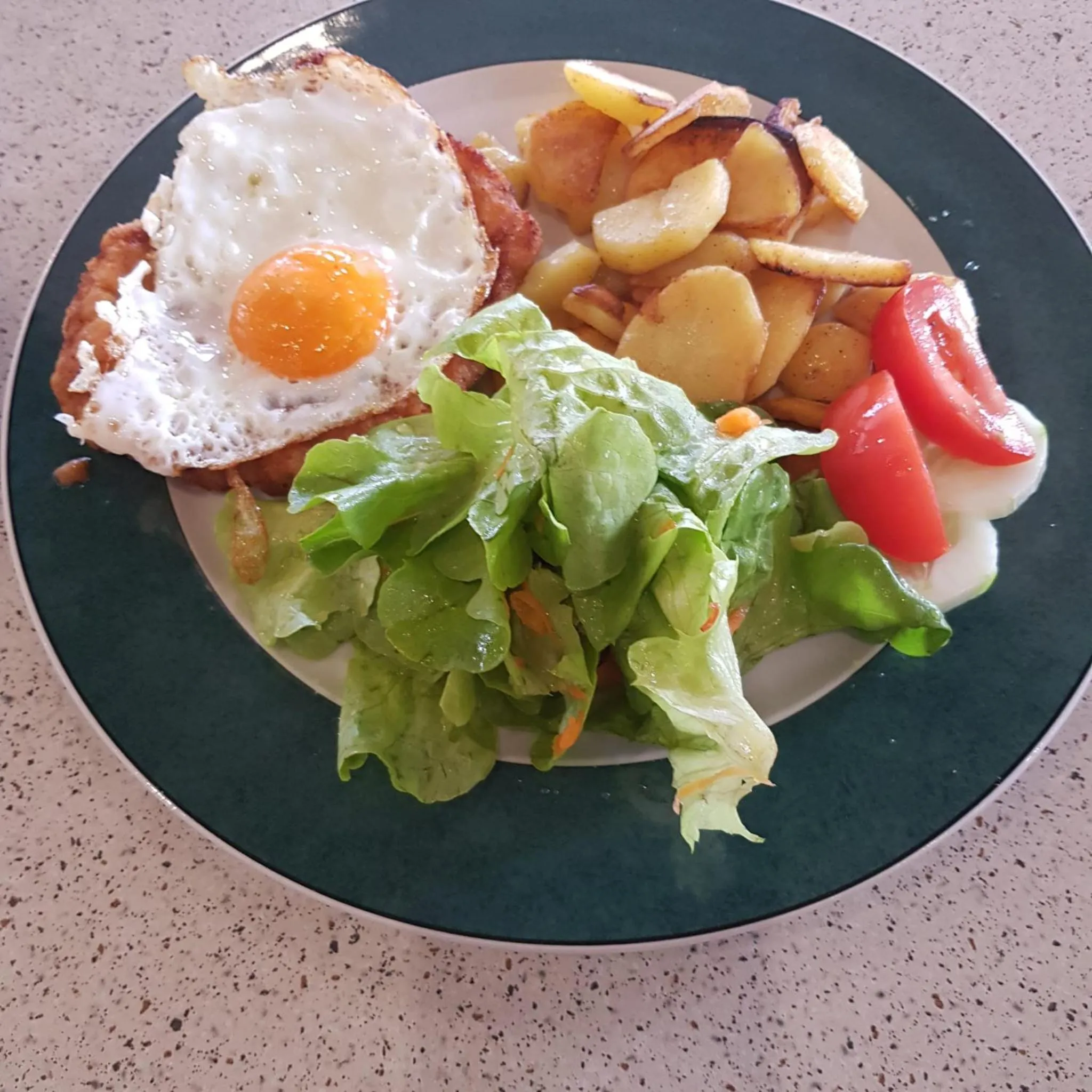 Food in Hotel Deutsches Haus