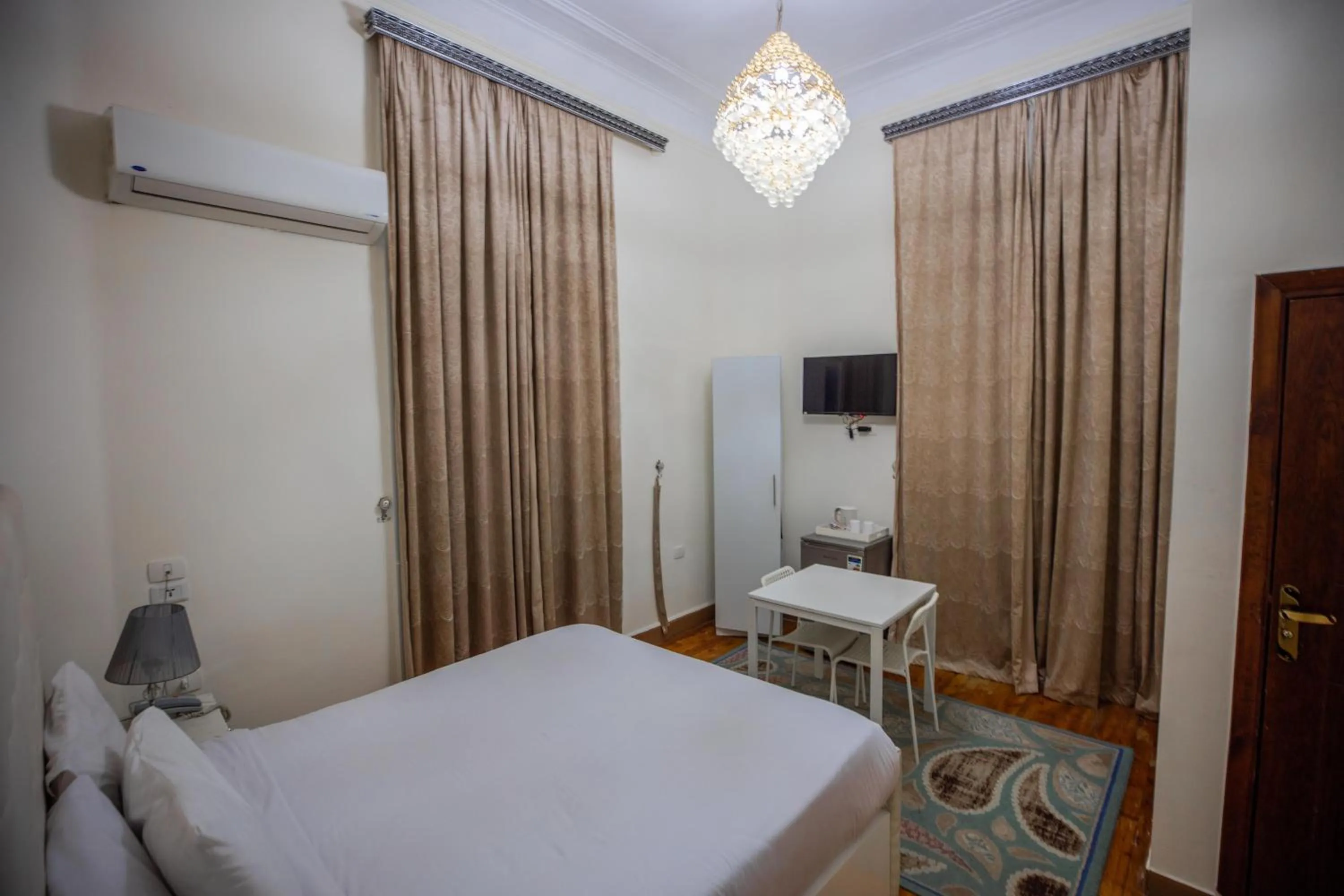 Photo of the whole room in The Square Boutique Hotel