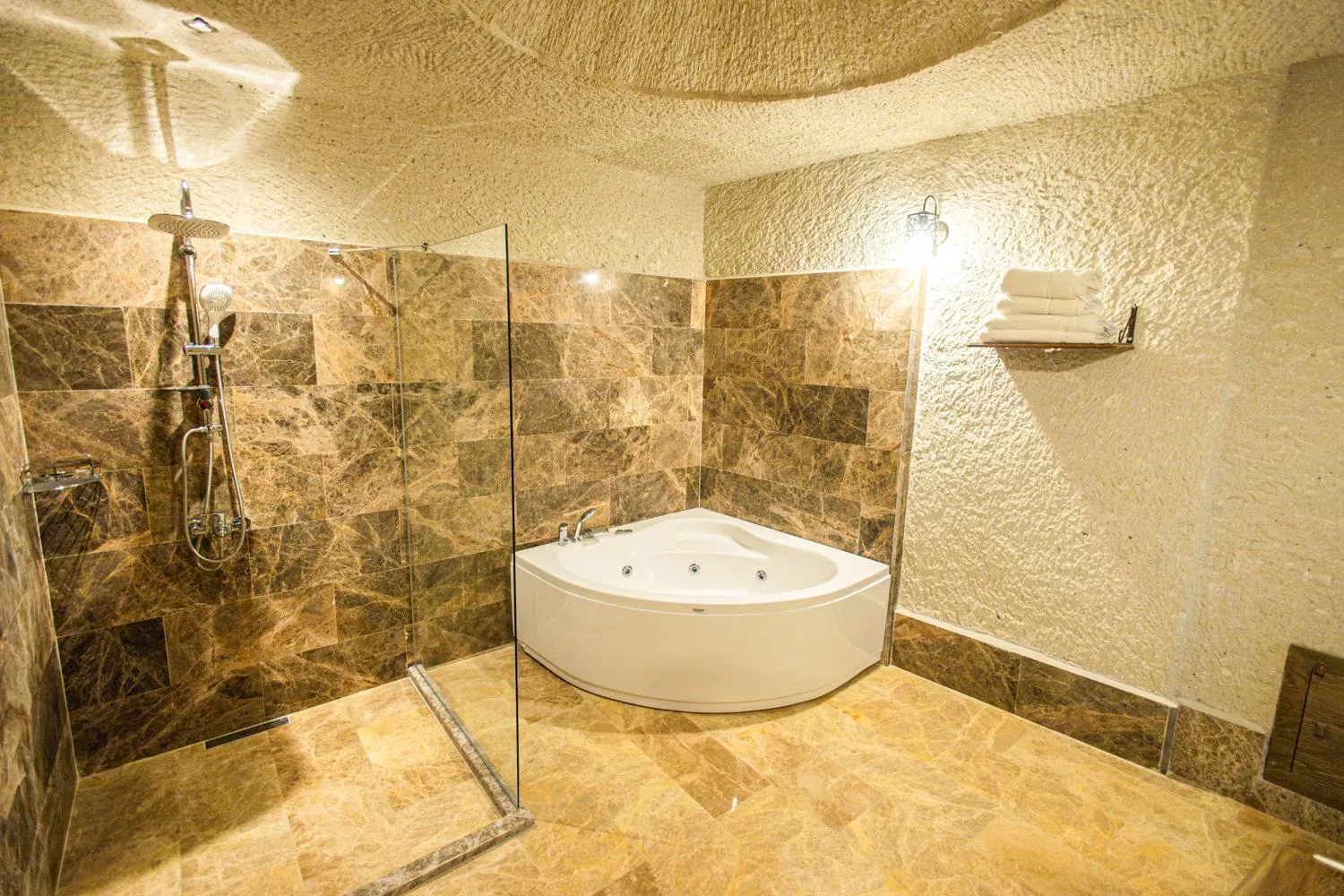 Shower in Majestic Cave House