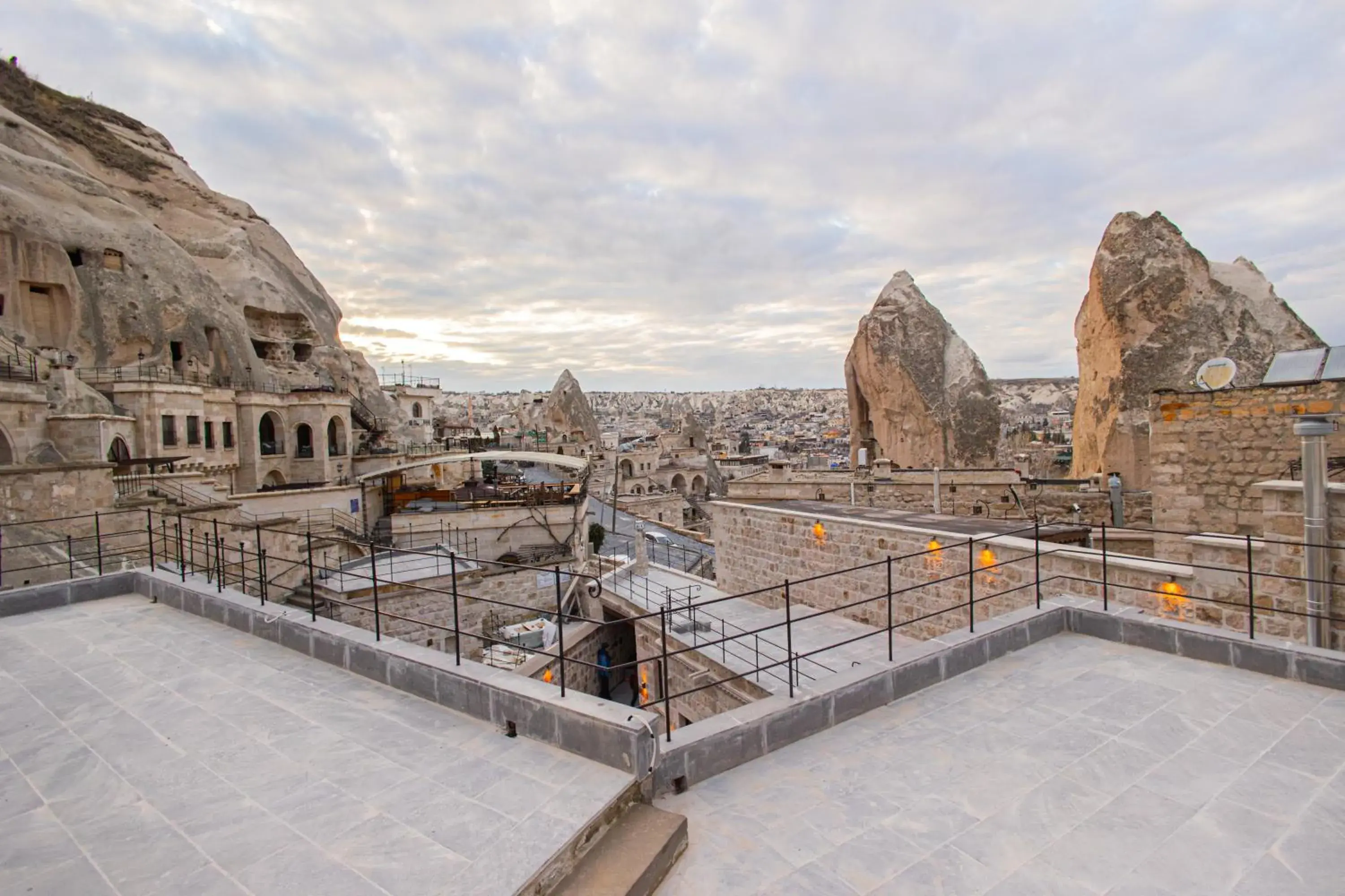 Majestic Cave House Majestic Cave House