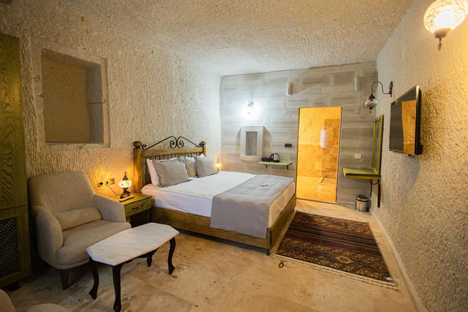 Bed in Majestic Cave House