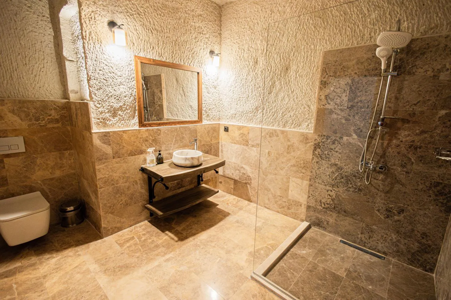 Shower in Majestic Cave House