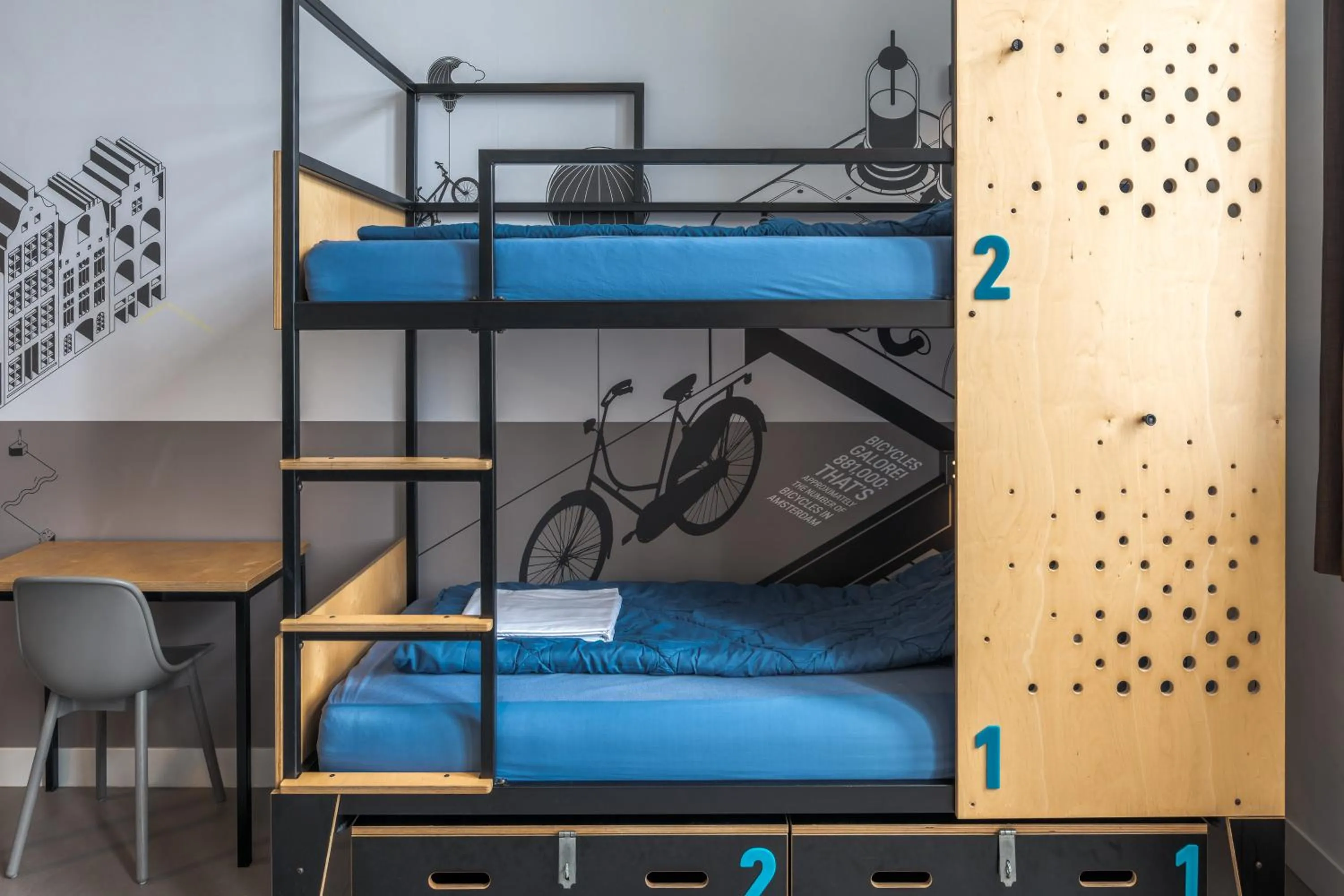 Bedroom, Bed in Stayokay Hostel Amsterdam Oost