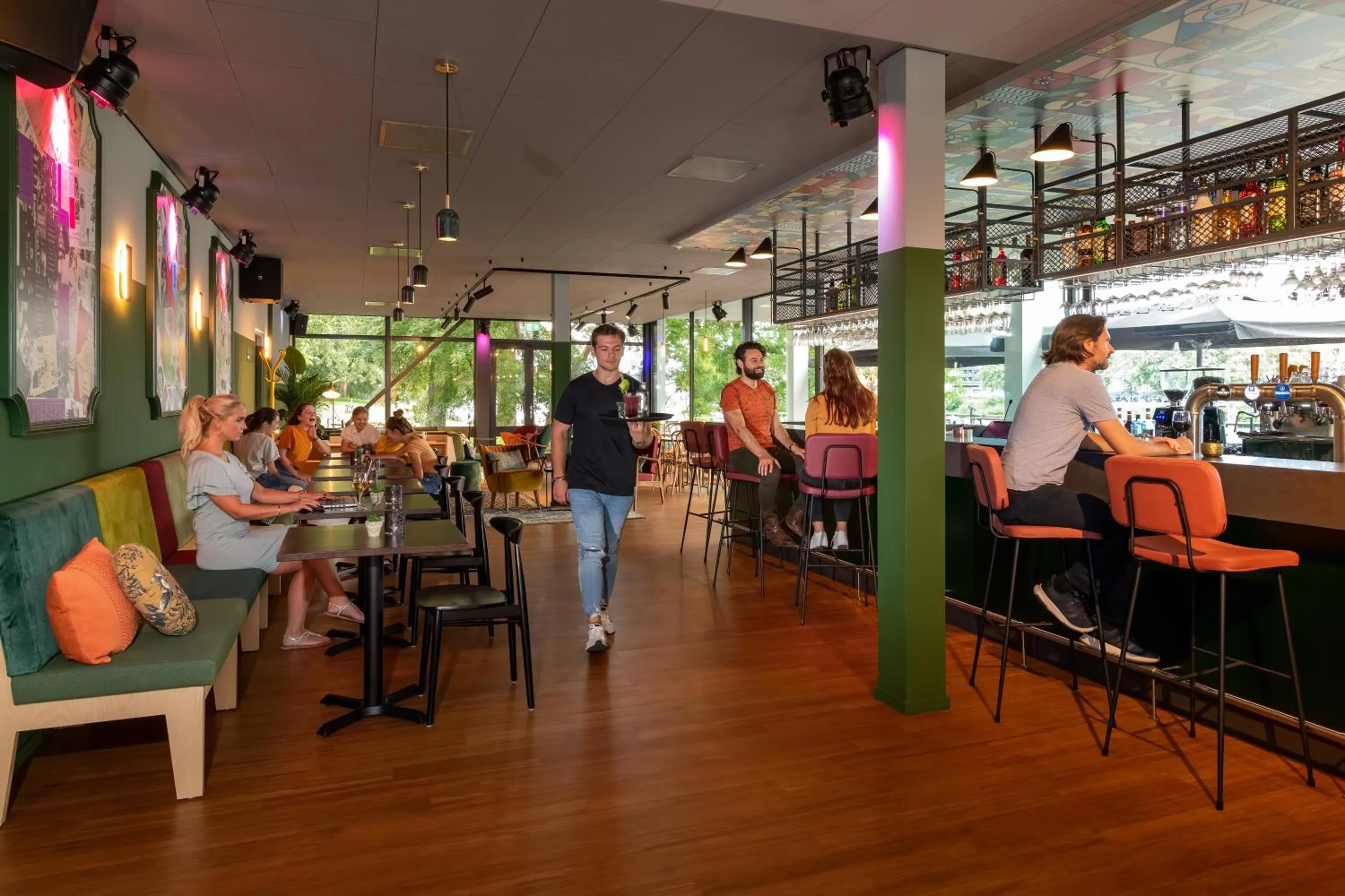 Lounge or bar in Stayokay Hostel Maastricht