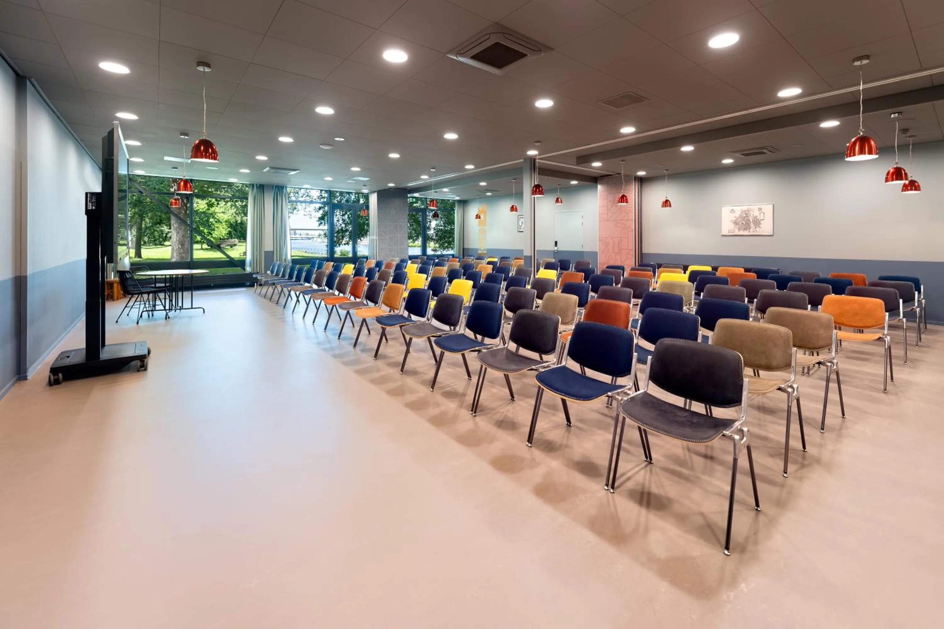 Business facilities in Stayokay Hostel Maastricht