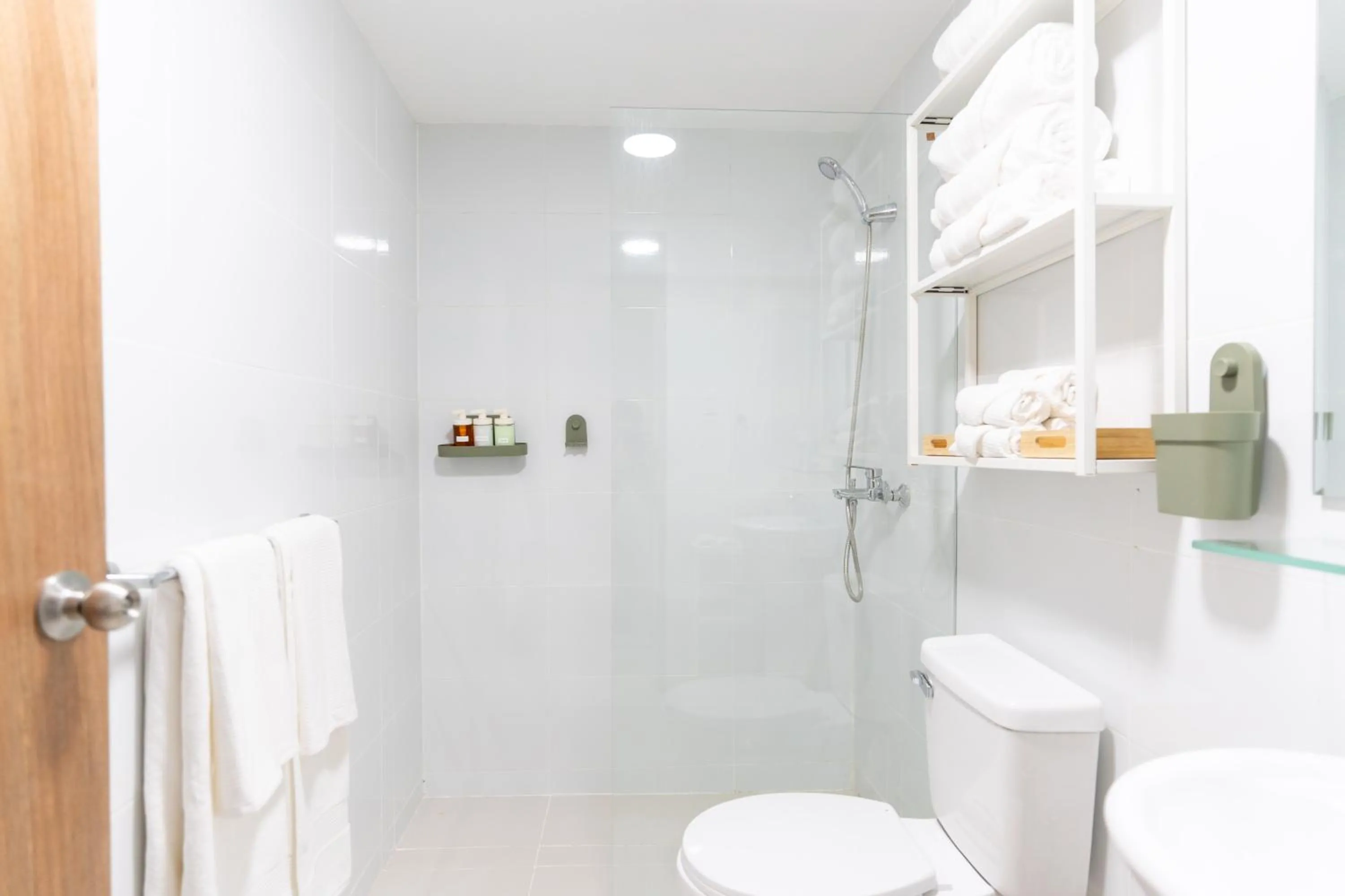 Shower in LANDA MAR BOCA CHICA