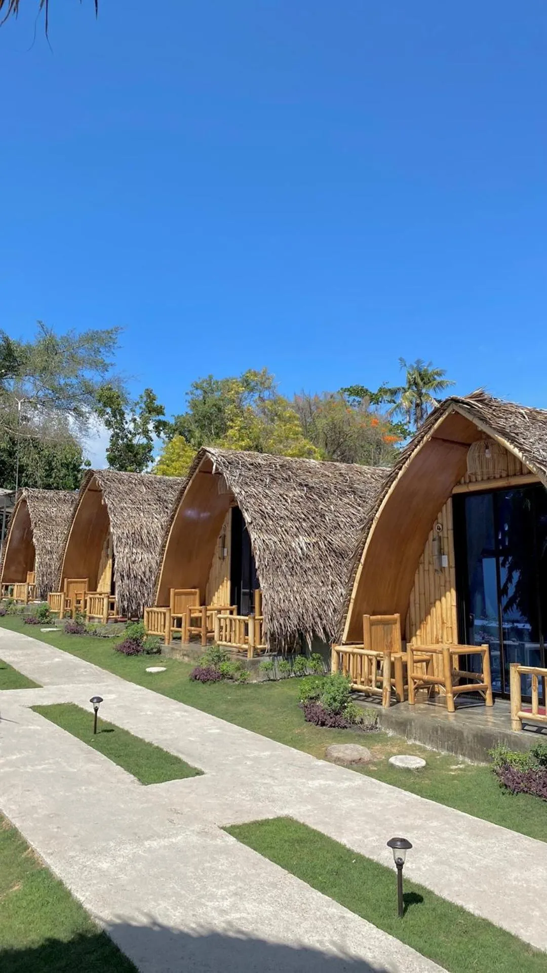 Property building in East Holiday Resort Moalboal