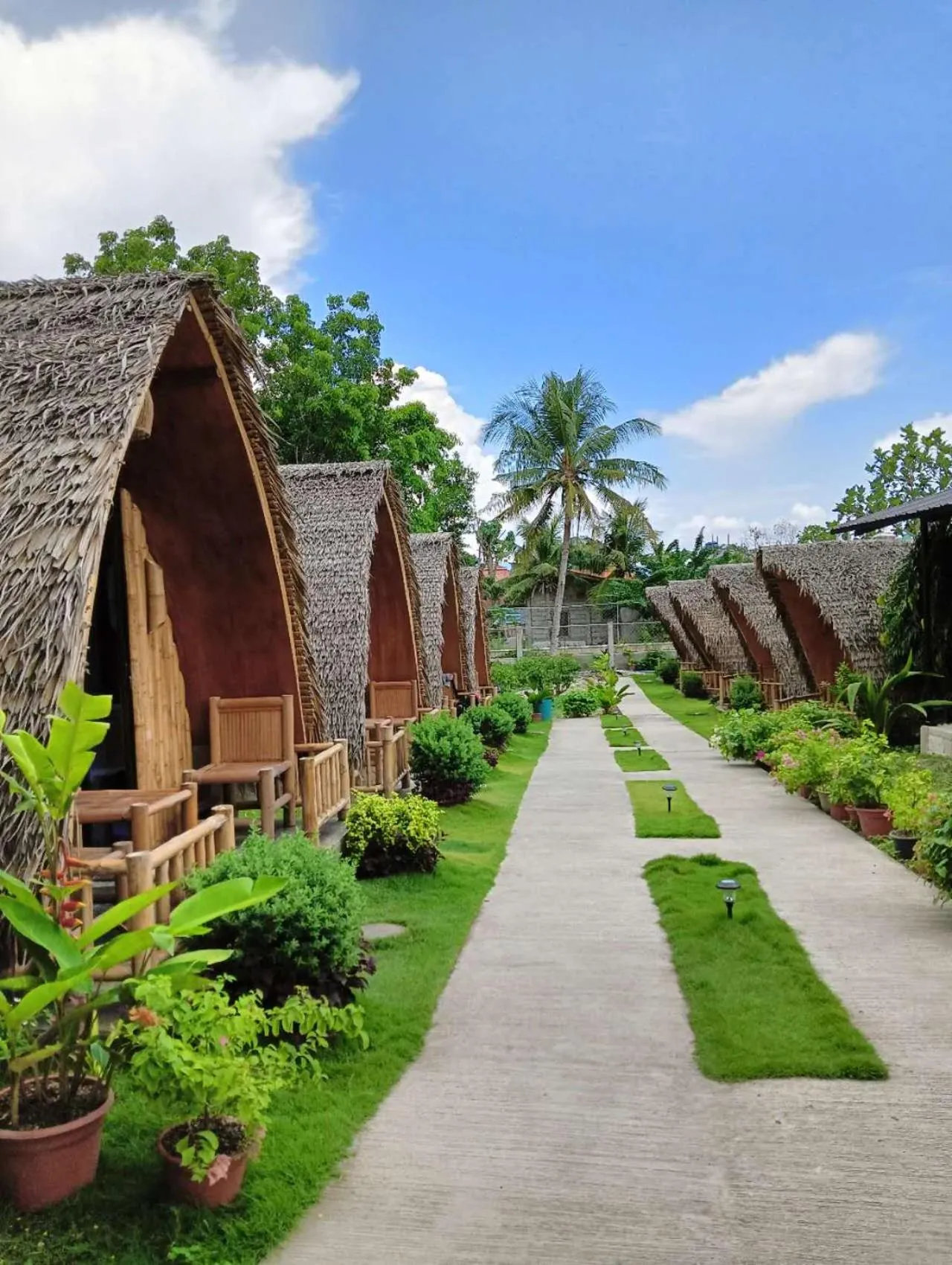 Property building in East Holiday Resort Moalboal