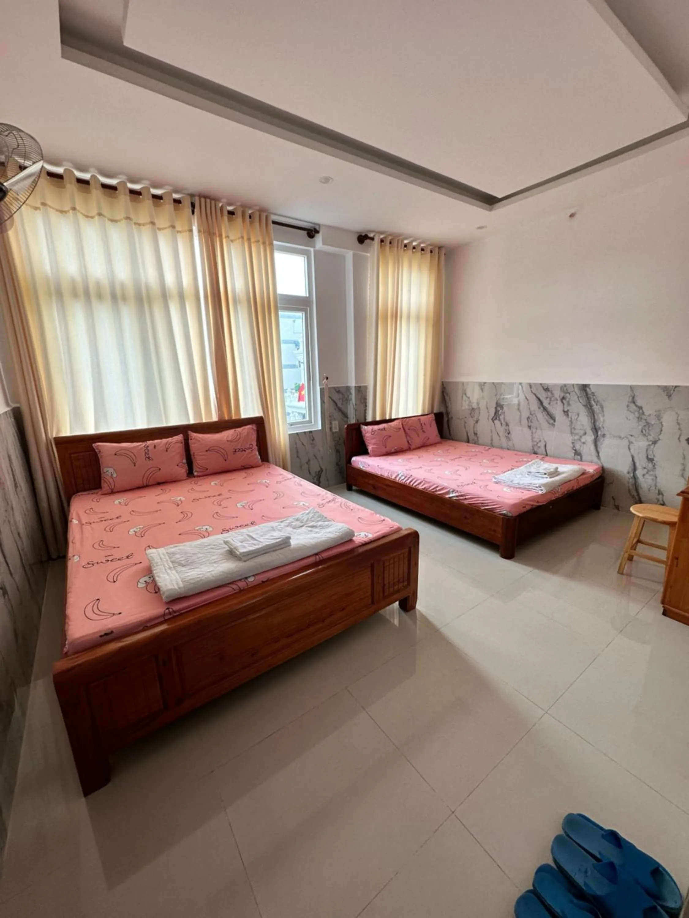 Bed in Anh Thư Motel