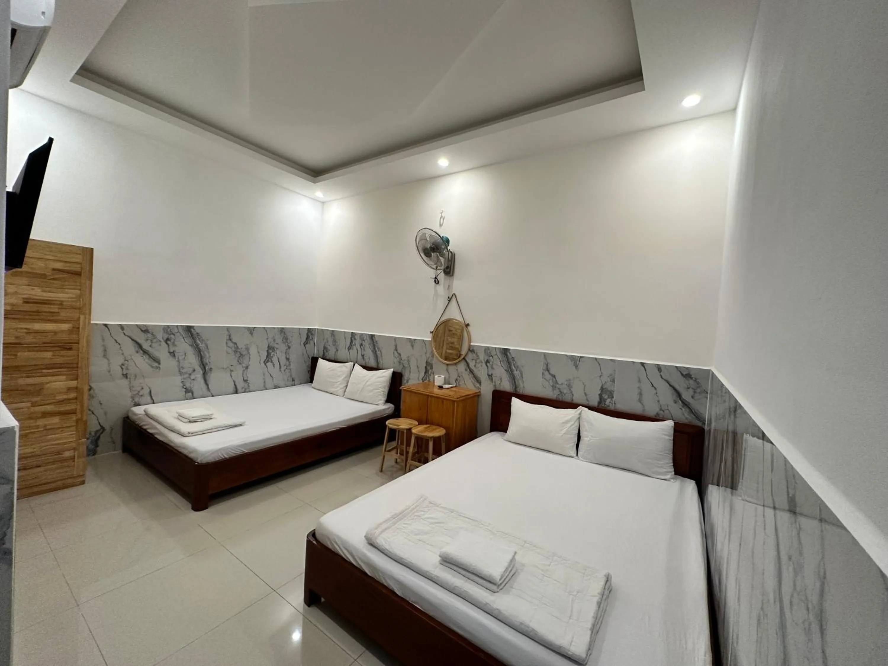 Bed in Anh Thư Motel