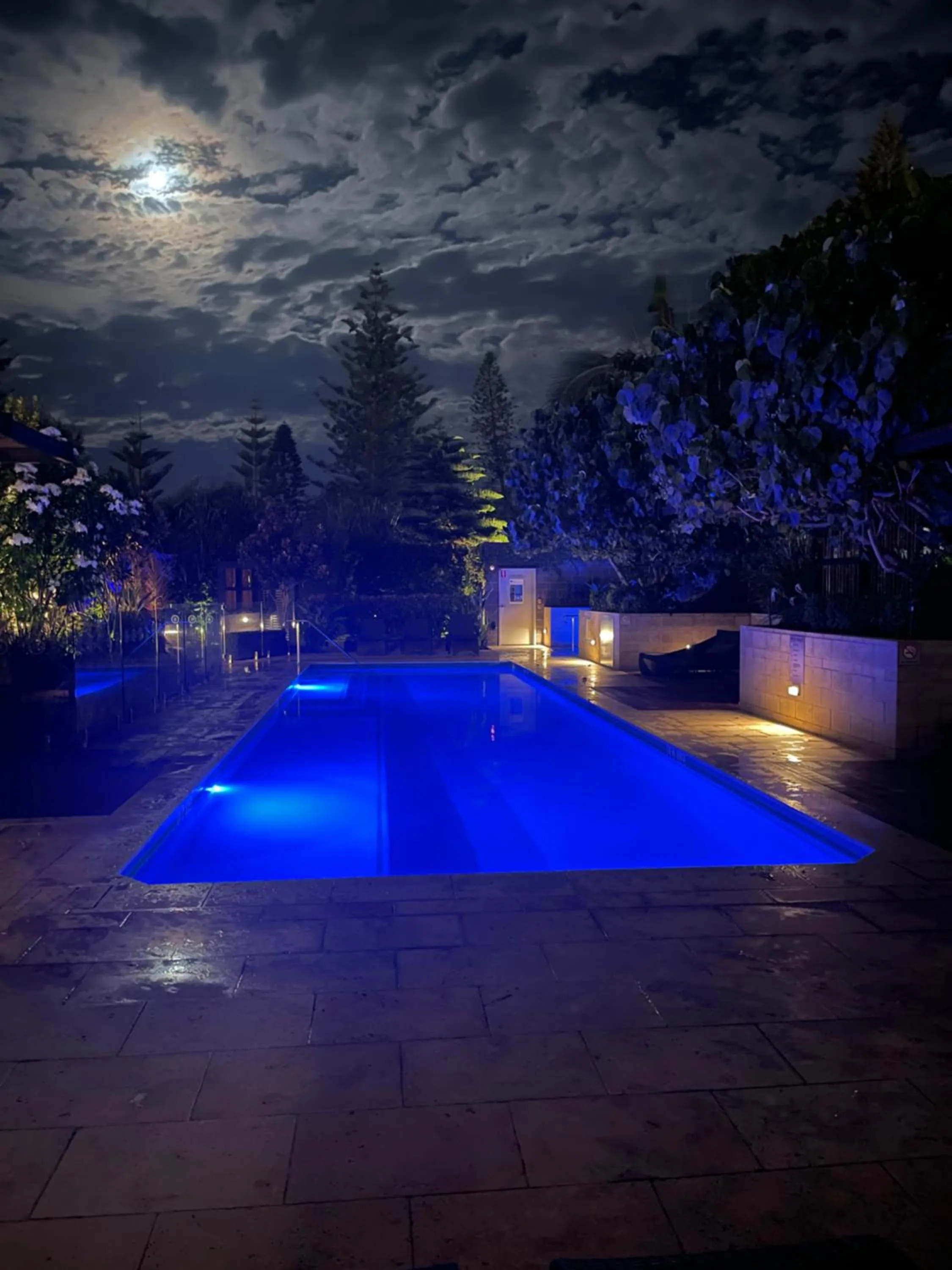 Night in Boardwalk Burleigh Beach Best Location