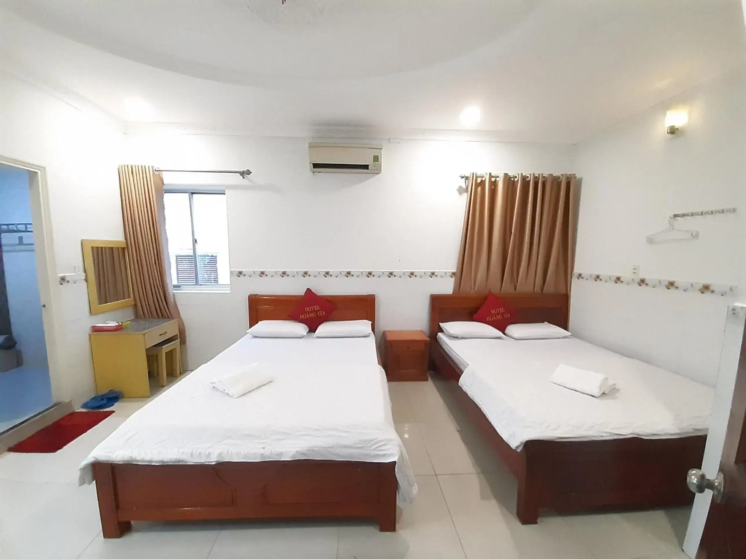 Superior Family Room in OYO 1226 Hoang Gia Hotel Superior Family Room in OYO 1226 Hoang Gia Hotel