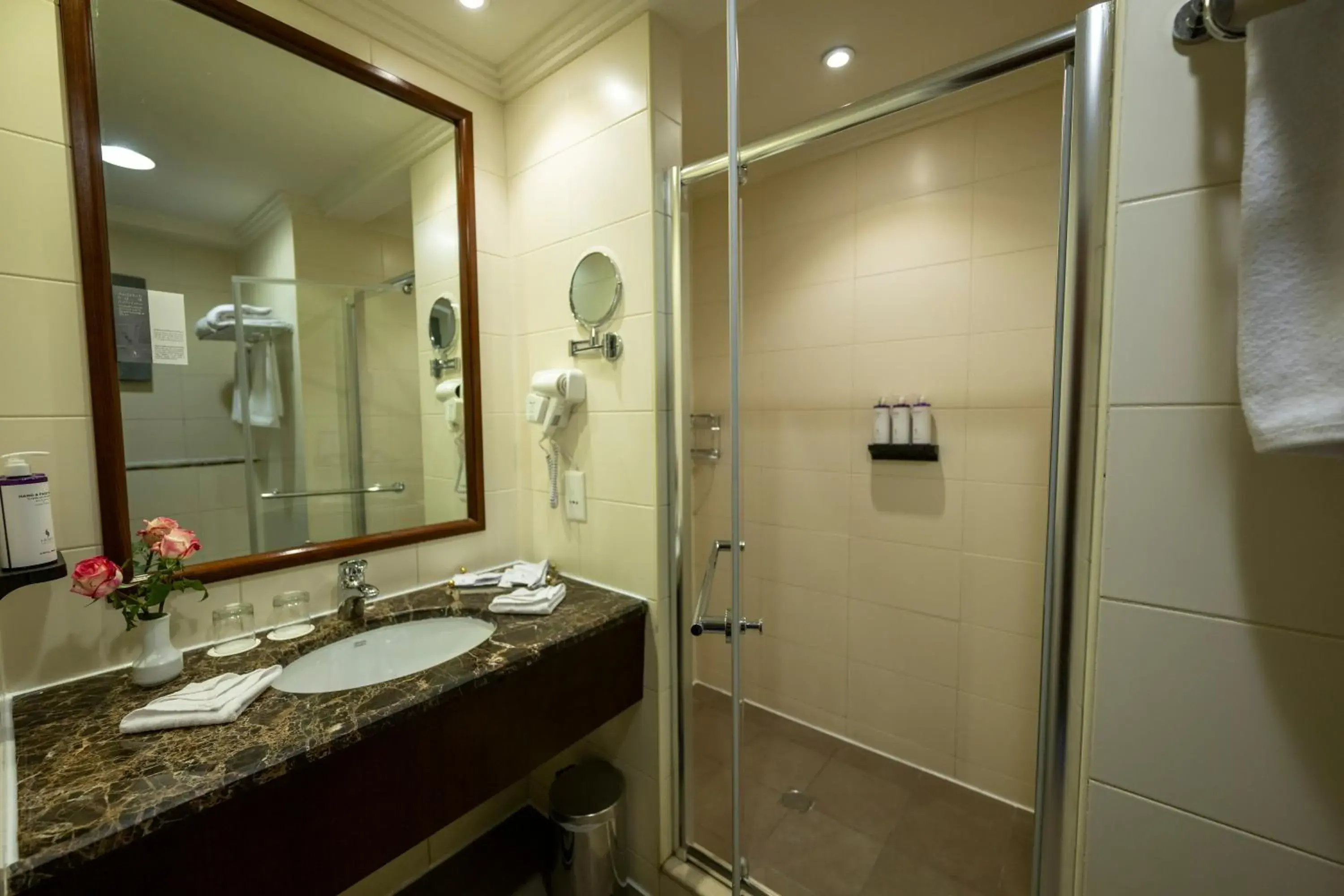 Bathroom in Saja Makkah Hotel Bathroom in Saja Makkah Hotel