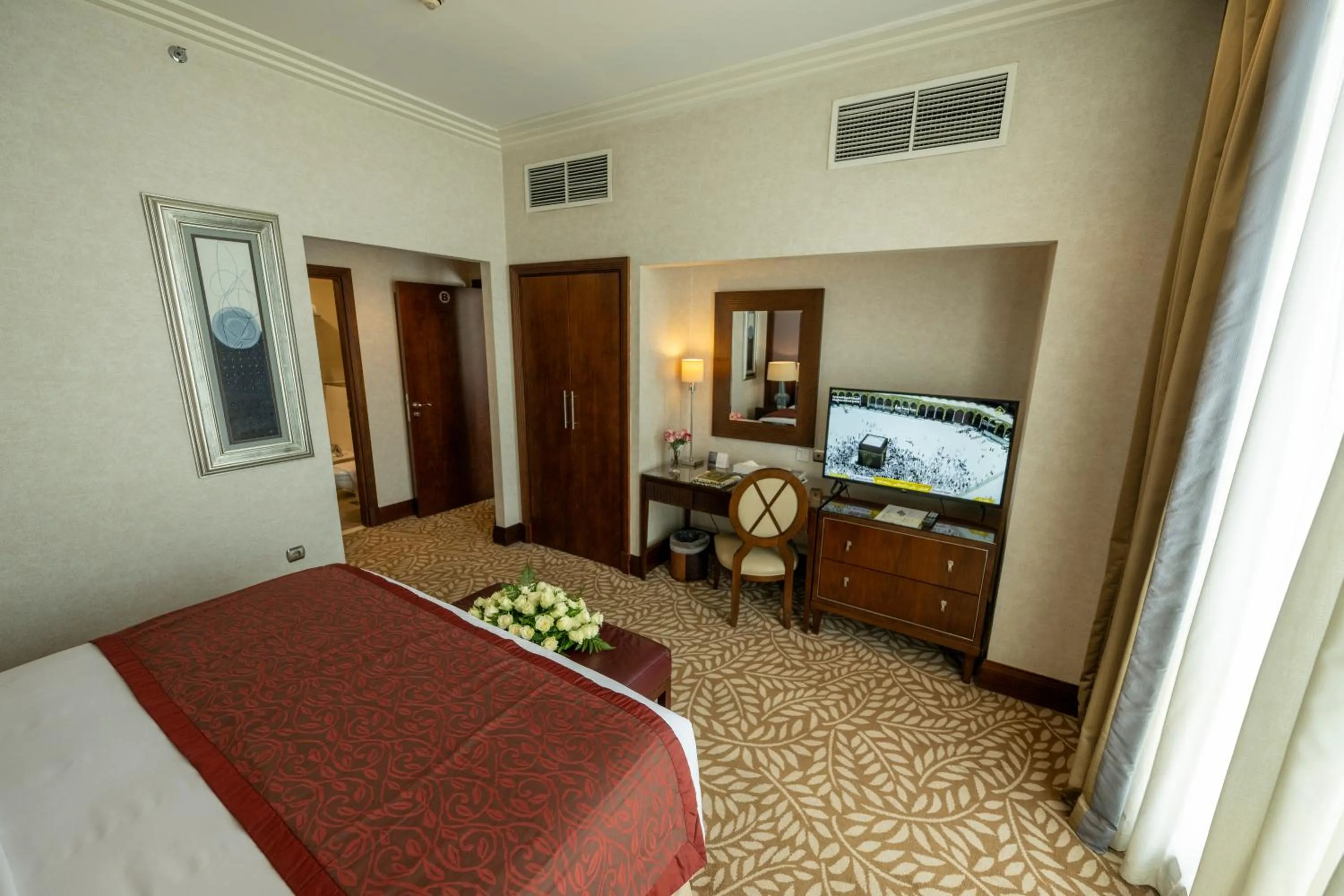 Bedroom, Bed in SAJA By Warwick Makkah Hotel