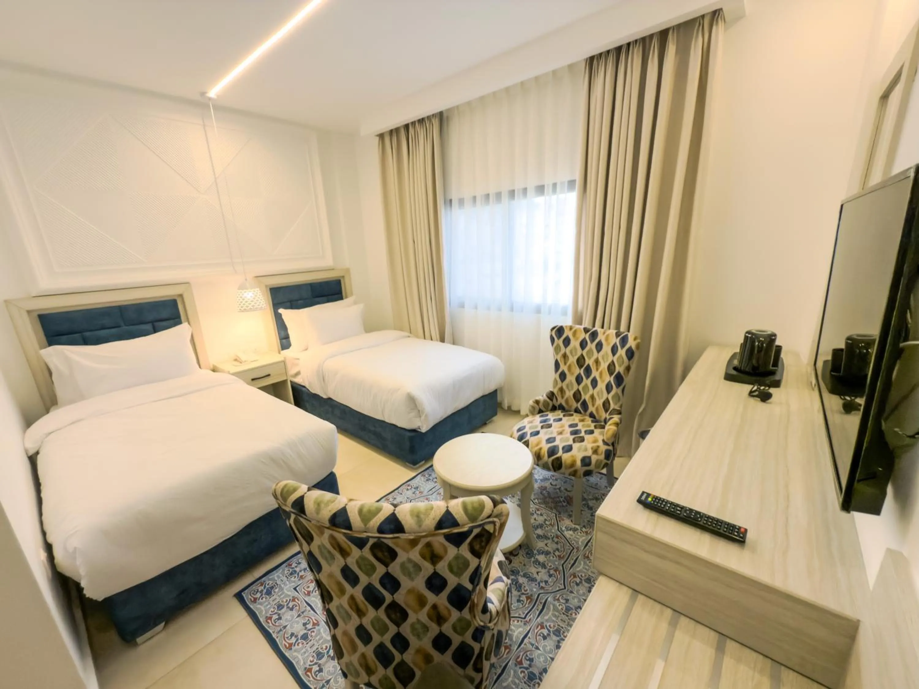 Guests, Bed in Petra Karam Hotel
