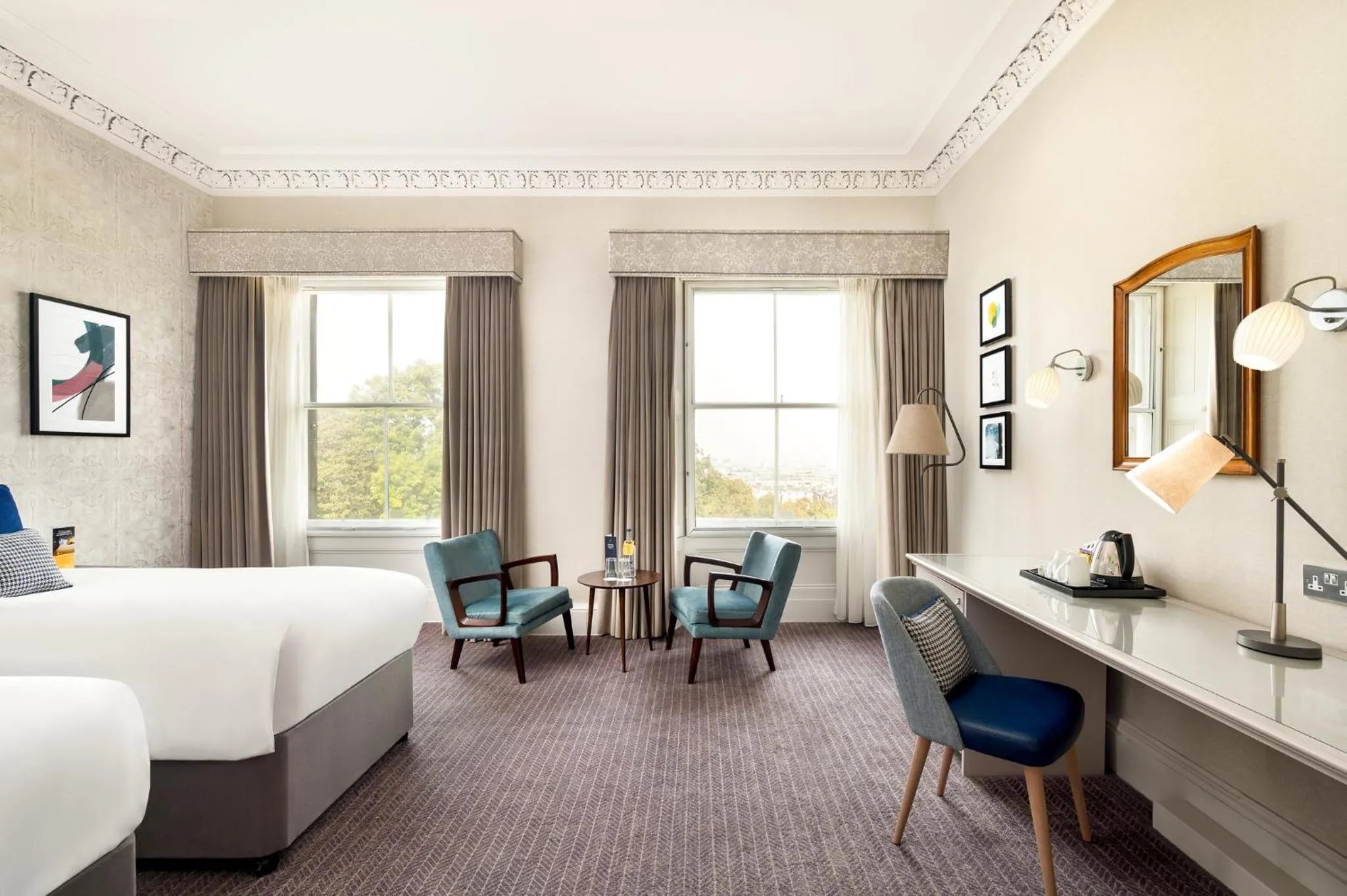 Photo of the whole room, Bed in voco Edinburgh - Royal Terrace by IHG