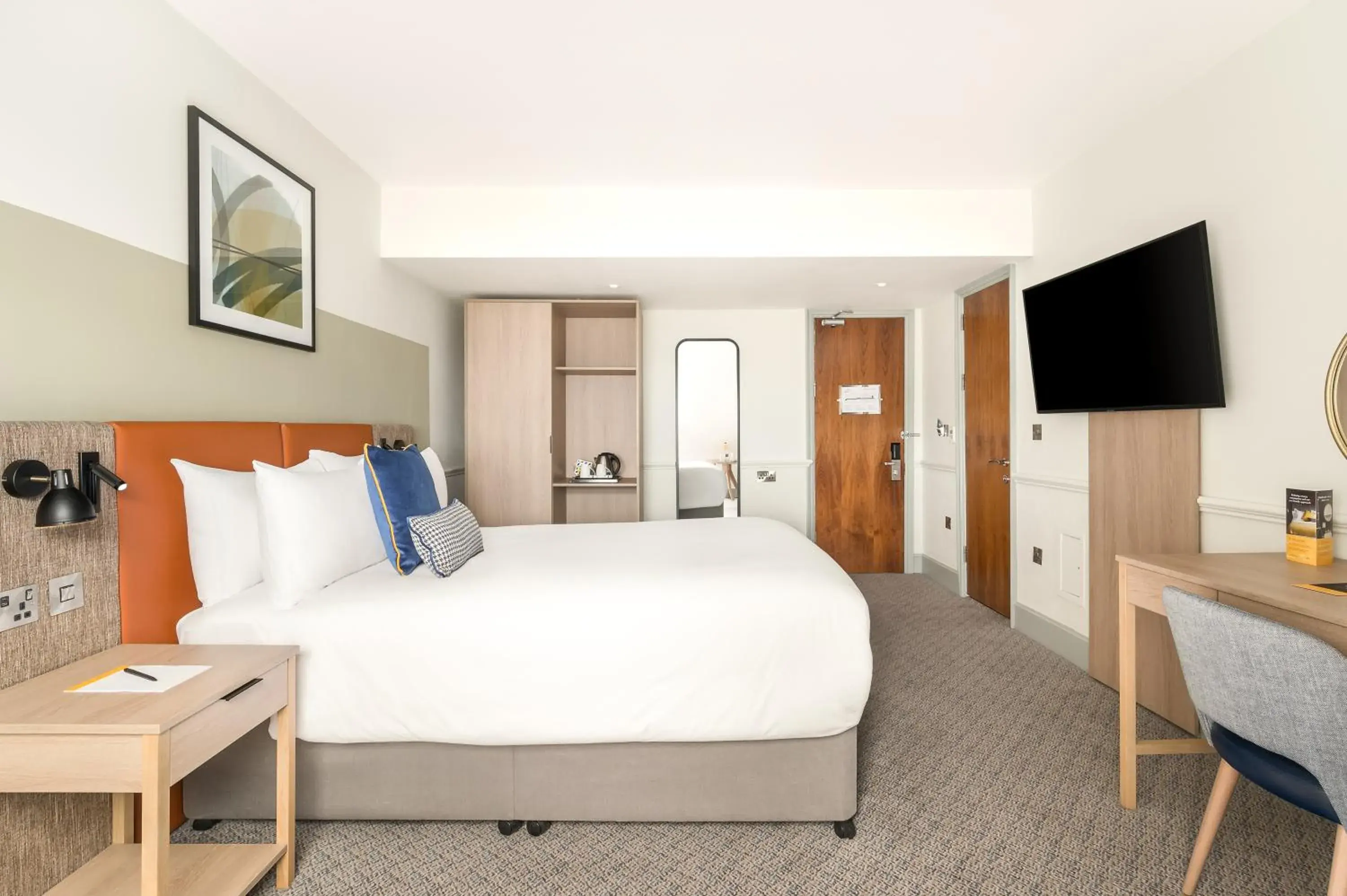 Bedroom, Bed in voco Edinburgh - Royal Terrace, an IHG Hotel Bedroom, Bed in voco Edinburgh - Royal Terrace, an IHG Hotel